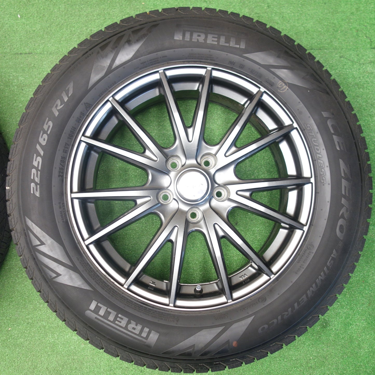 バリ溝！22年！9分★スタッドレス 225/65R17 ピレリ アイスゼロ アシンメトリコ VELVA SPORT ヴェルヴァ スポーツ 17インチ PCD114.3/5H★6031201KTス