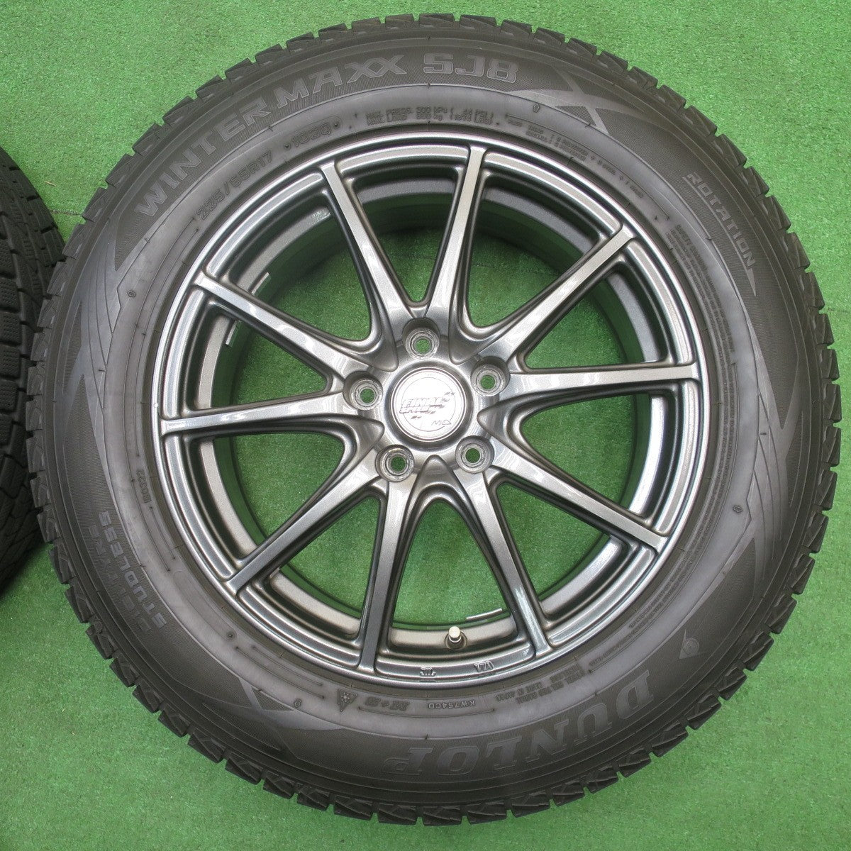 バリ溝！キレイ！9分★スタッドレス 225/65R17 ダンロップ ウインターマックス SJ8 FINAL SPEED ファイナル スピード 17インチ PCD114.3/5H★5111901NJス