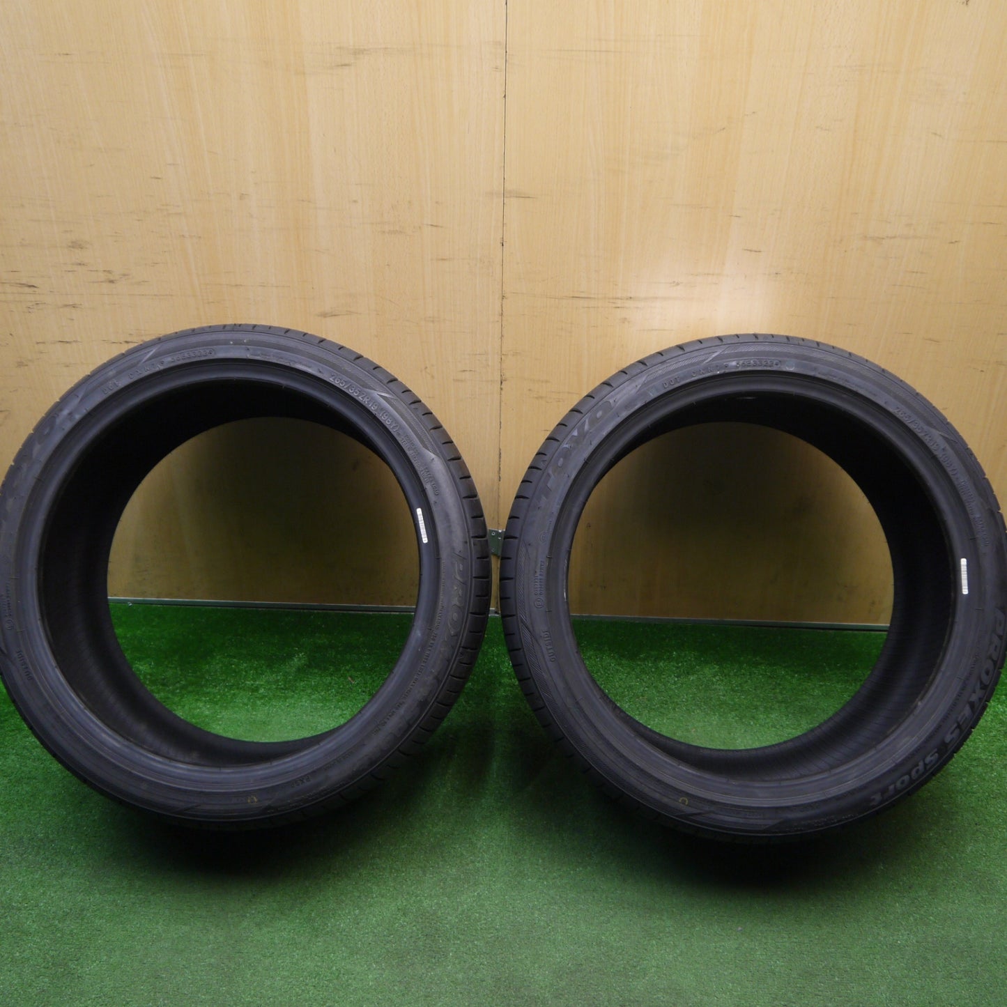 未使用！22年！2本★265/35R19 トーヨー プロクセス スポーツ タイヤ 19インチ レクサス GS RC IS マークX ベンツ Cクラス W205 等★5121606Hノタ