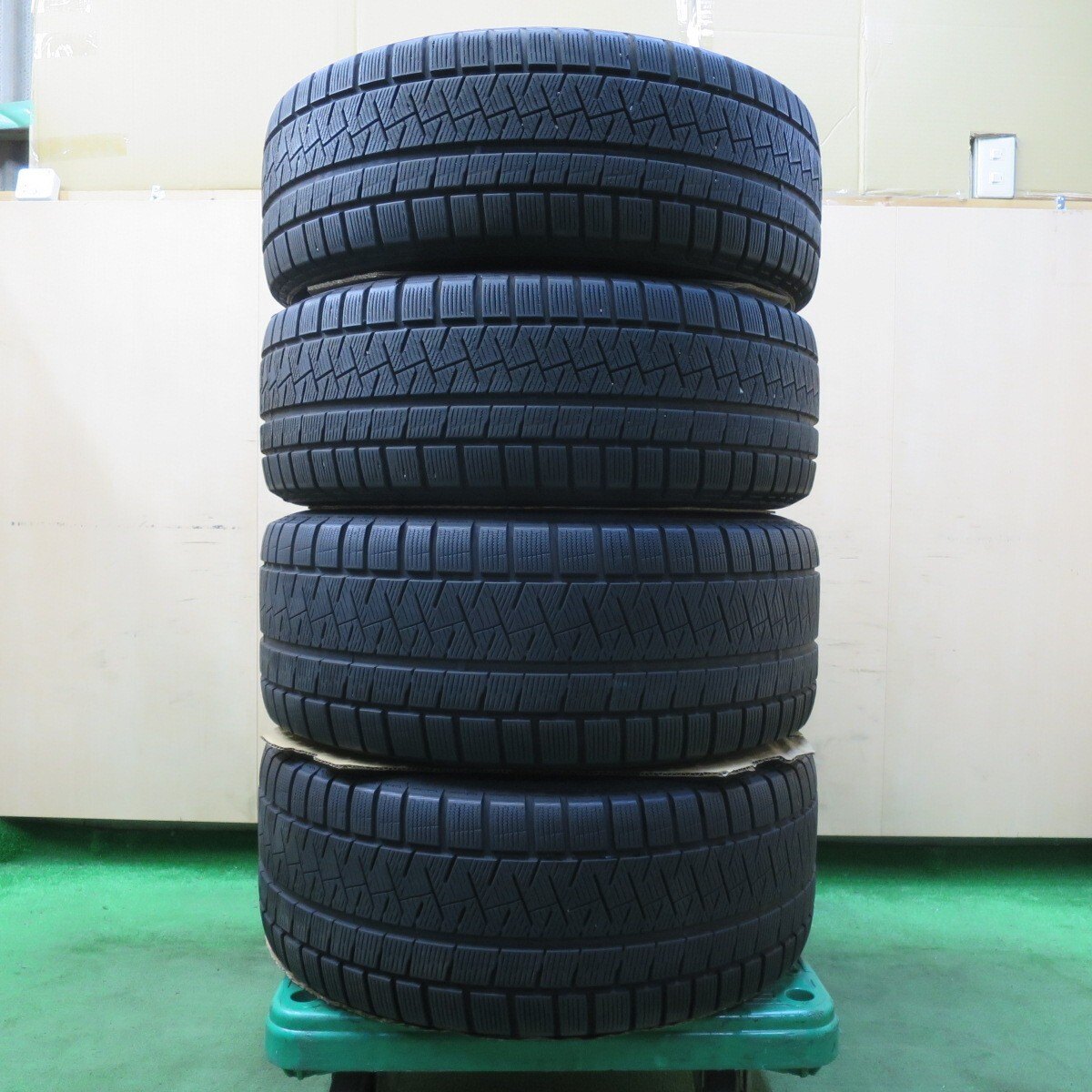 センサー付！キレイ★アルファロメオ ジュリア 純正 225/45R18 255/40R18 スタッドレス ピレリ アイスアシンメトリコ 18インチ PCD110/5H★5020310イス