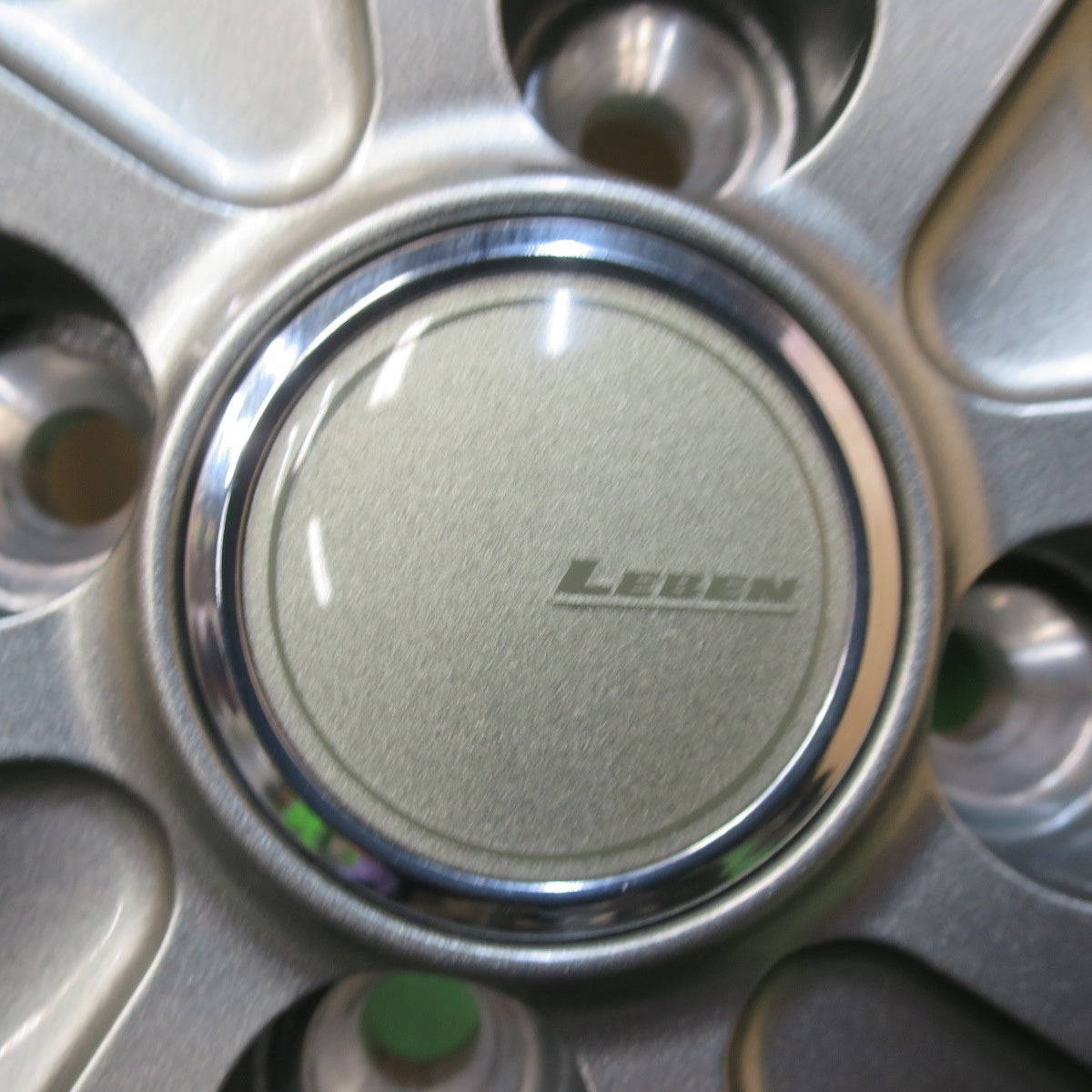 ほぼ未使用！23年！キレイ◎スタッドレス 175/65R15 オートバックス ノーストレック N5 LEBEN レーベン 15インチ PCD100/4H◎6101307イス