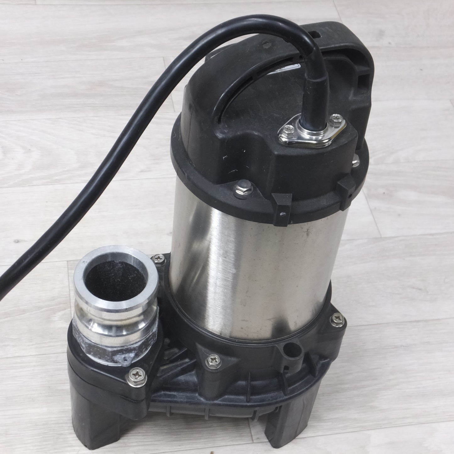[送料無料] ◆ツルミポンプ 鶴見製作所 汚物用 水中ハイスピン ポンプ 50PU2.75-63 口径50mm 0.75kw◆