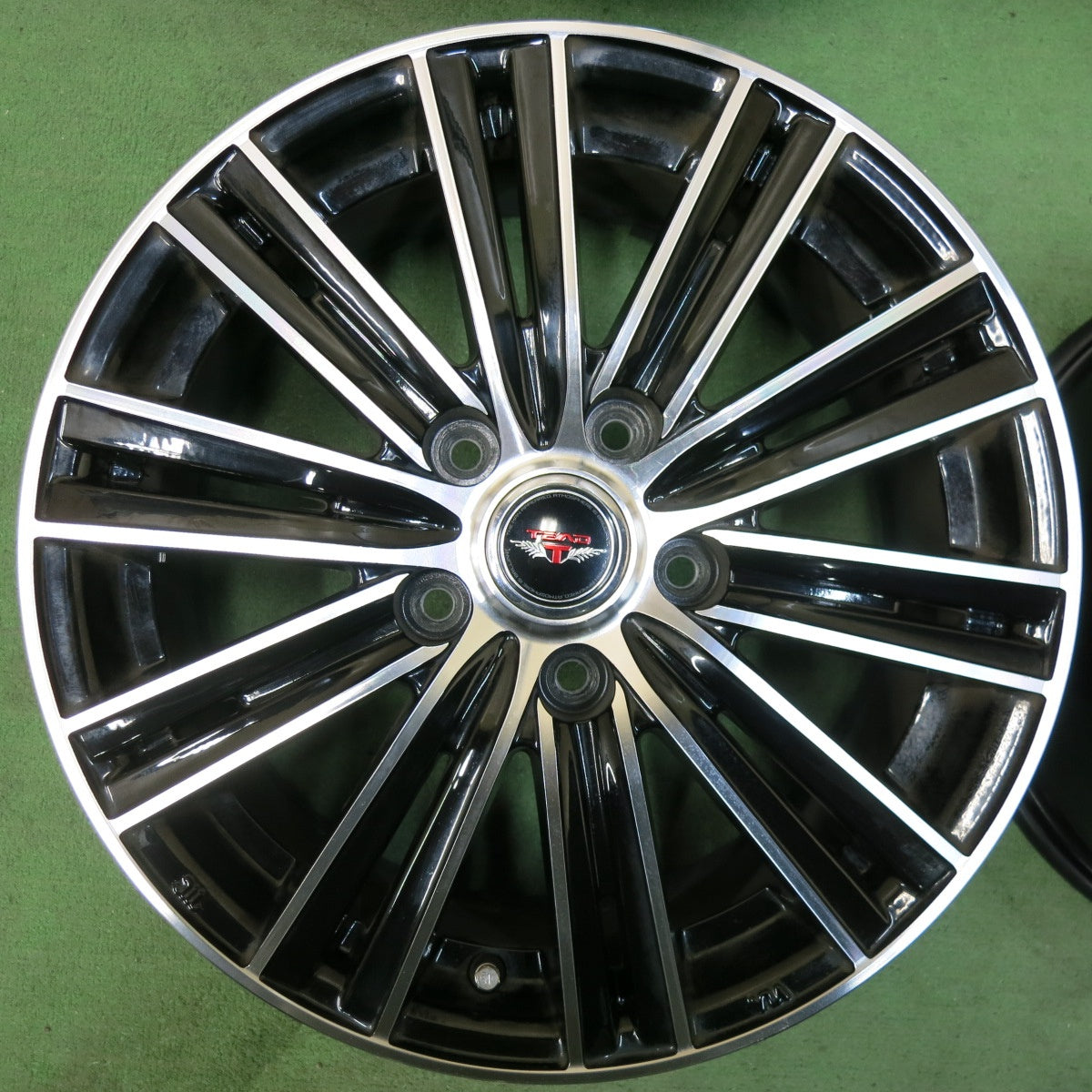 [送料無料] キレイ★TEAD weds テッド ウェッズ 16インチ ホイール 16×6.5J PCD114.3/5H★5022606SYホ