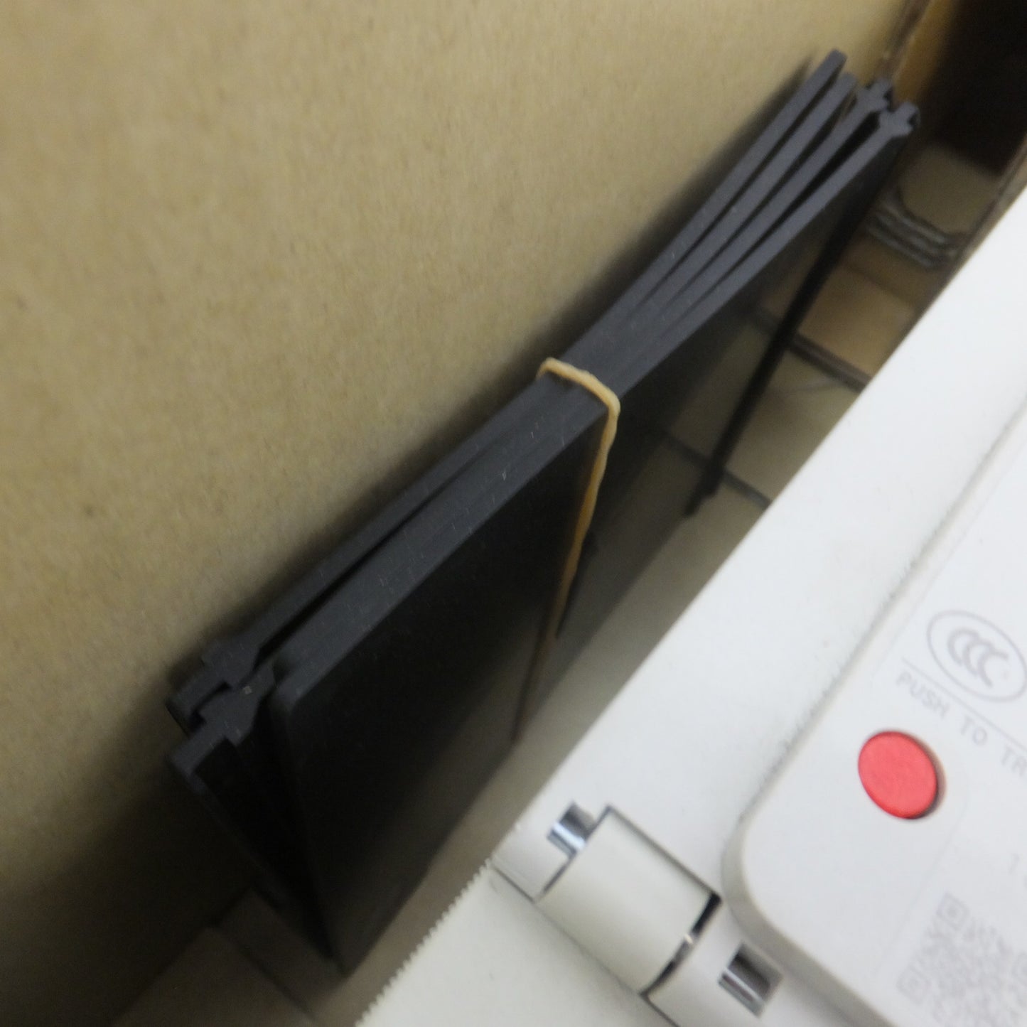 [送料無料] 未使用★三菱 MITSUBISHI 低圧遮断器 ノーヒューズブレーカー NF400-SW　250A 3P 50/60Hz 690V 8kV★