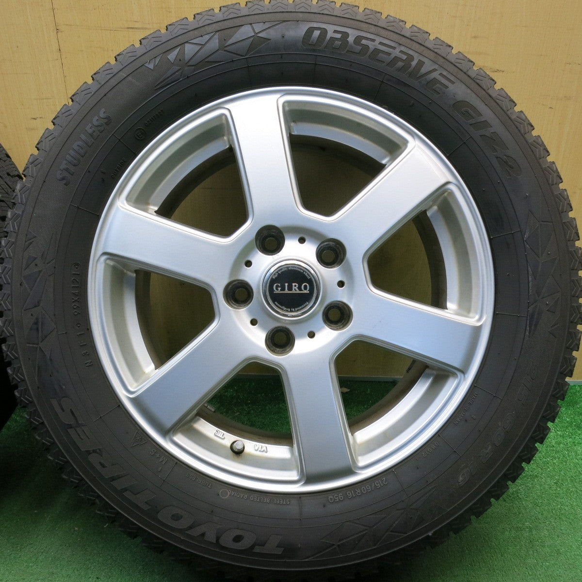 超バリ溝！9.5分以上◎スタッドレス 215/60R16 トーヨー オブザーブ GIZ2 GIRO 社外 アルミ 16インチ PCD114.3/5H◎6070511HAス