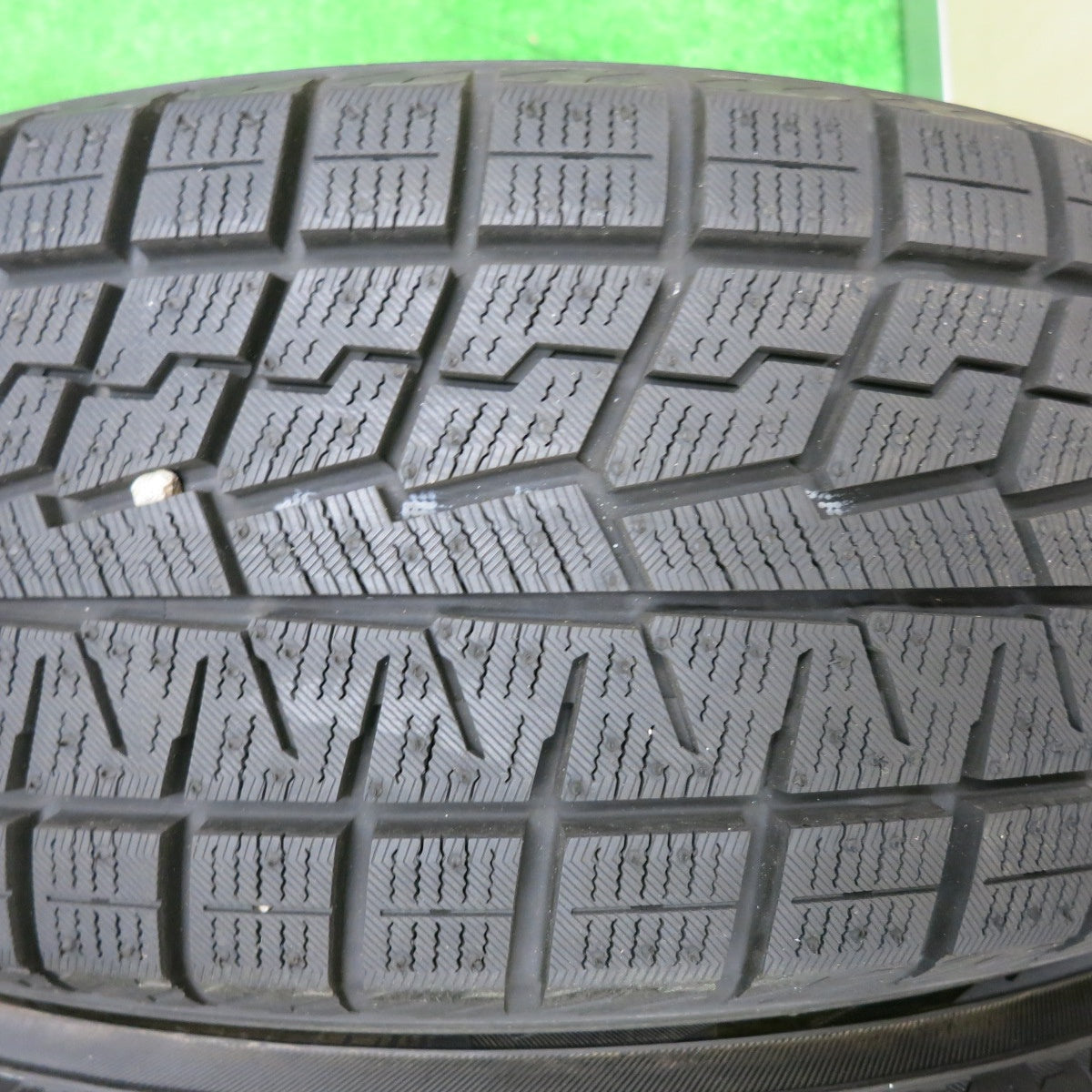 [送料無料] バリ溝！21年！キレイ！ほぼ10分★スタッドレス 185/60R15 ヨコハマ アイスガード iG70 ABATIS 15インチ PCD100/4H★4111506NJス