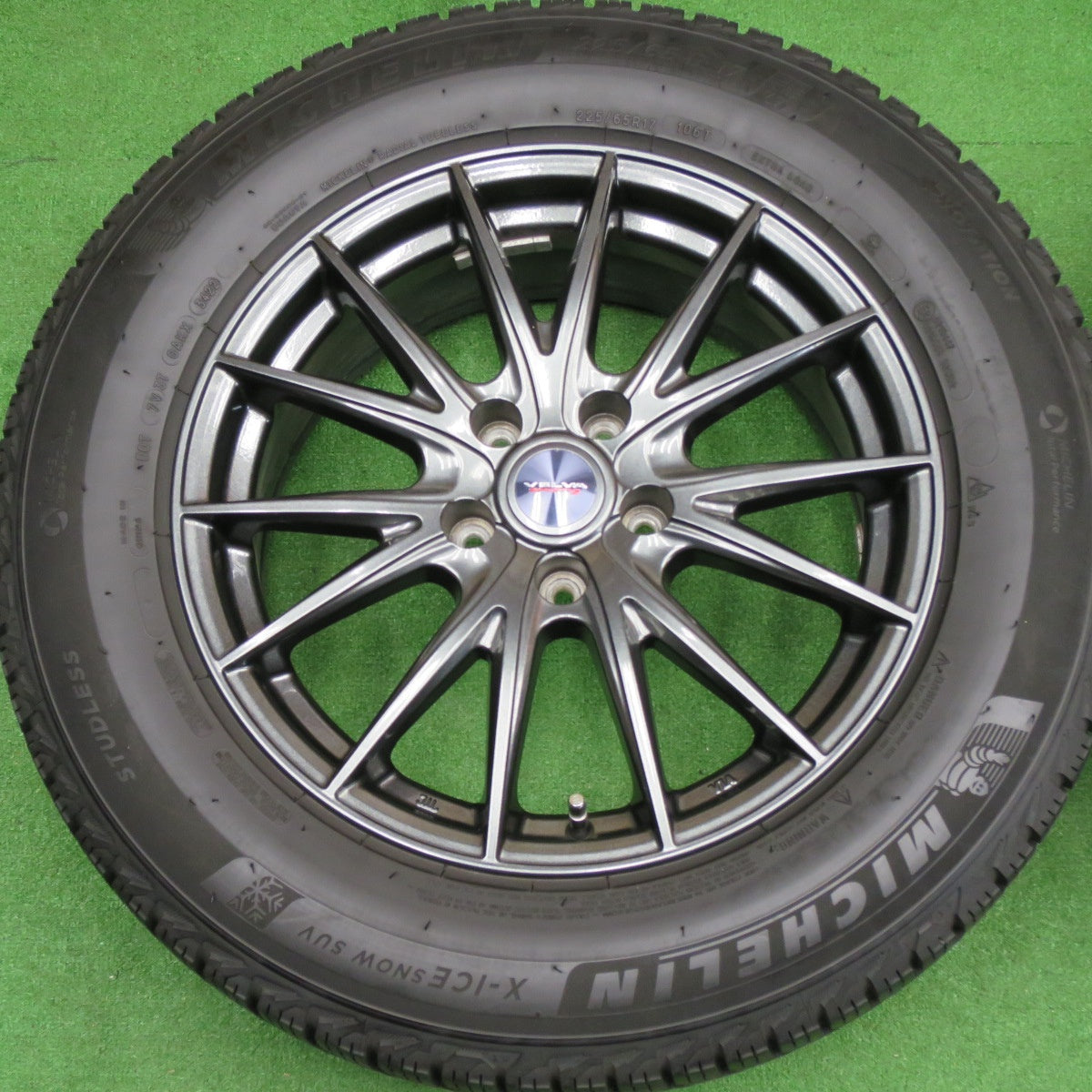 ほぼ未使用！22年！キレイ★スタッドレス 225/65R17 ミシュラン X-ICE SNOW SUV VELVA SPORTZ ヴェルヴァ 17インチ PCD114.3/5H★6022602NKス