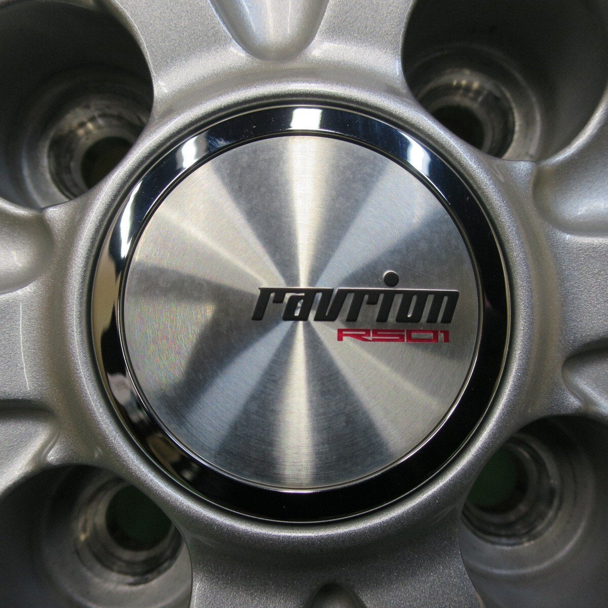 バリ溝！22年！キレイ！9.5分★スタッドレス 185/65R15 グッドイヤー アイスナビ7 ravrion RS01 ラブリオン 15インチ PCD100/4H★4113003イス