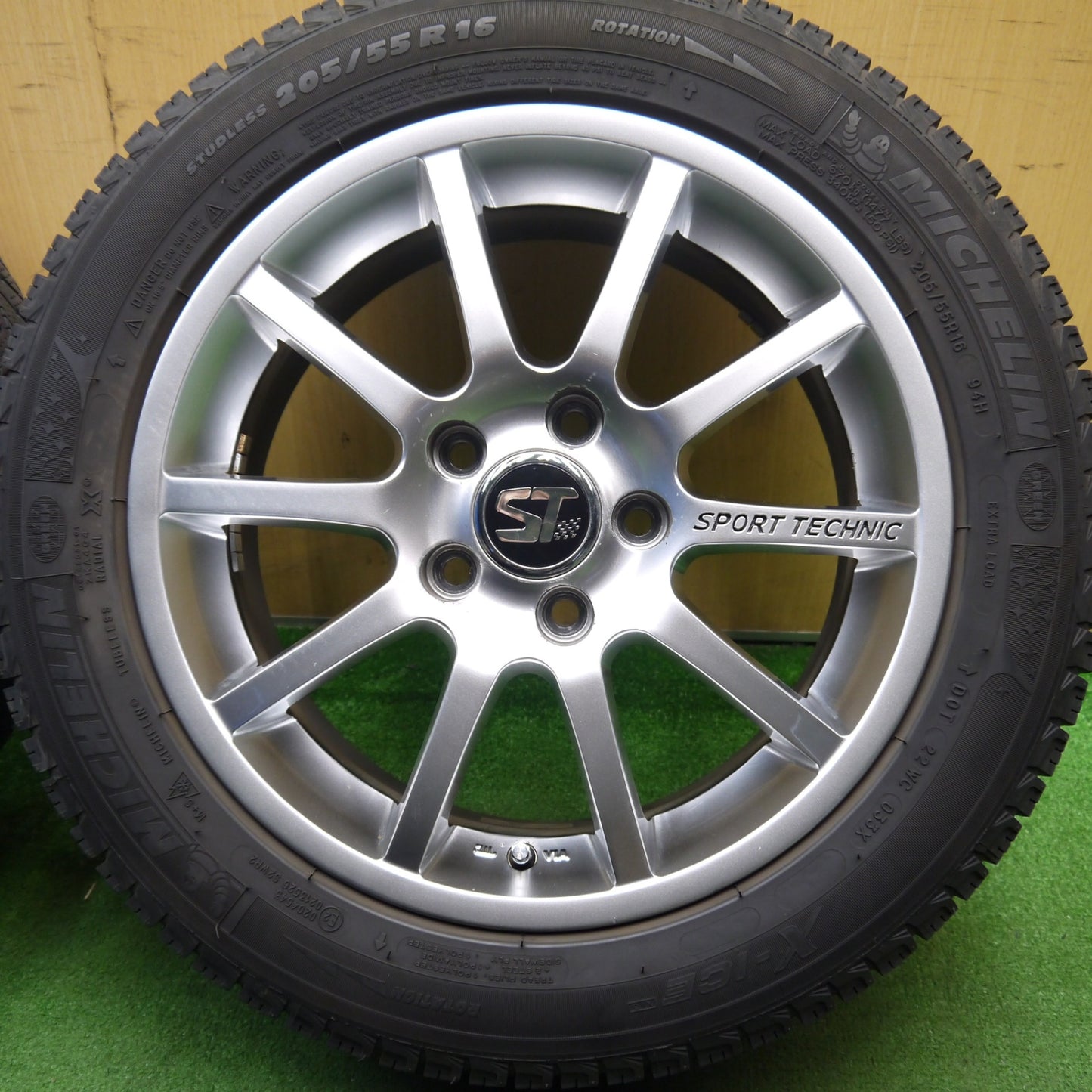 4本価格★ワーゲン ゴルフ 等 SPORT TECHNIC 205/55R16 スタッドレス ミシュラン X-ICE XI3 スポーツテクニック 16インチ PCD112/5H★5042508Hス