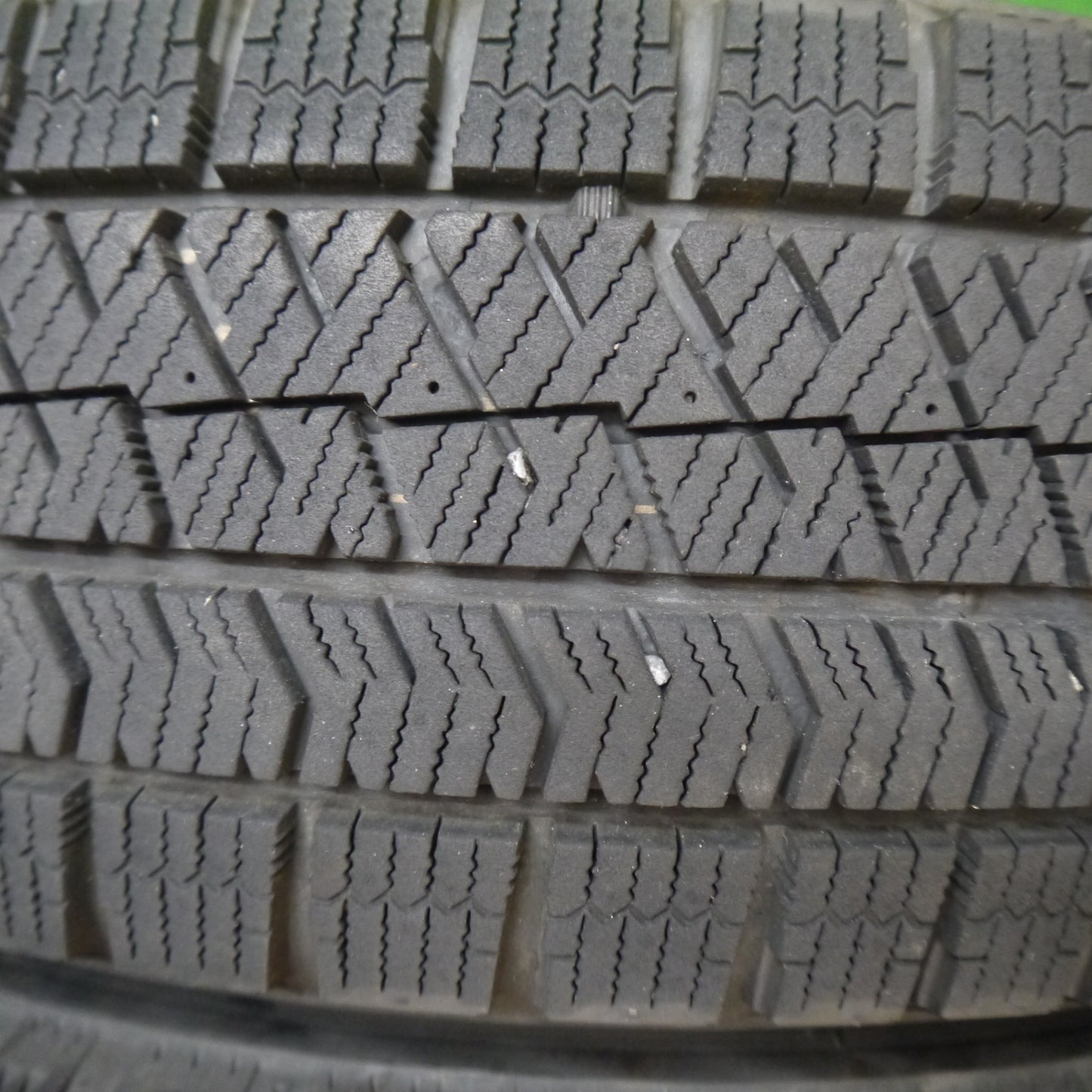 バリ溝！22年！キレイ！8.5分★スタッドレス 165/65R14 ブリヂストン ブリザック VRX2 BALMINUM AR12 バルミナ 14インチ ソリオ ハスラー 等 PCD100/4H★6022503Hス