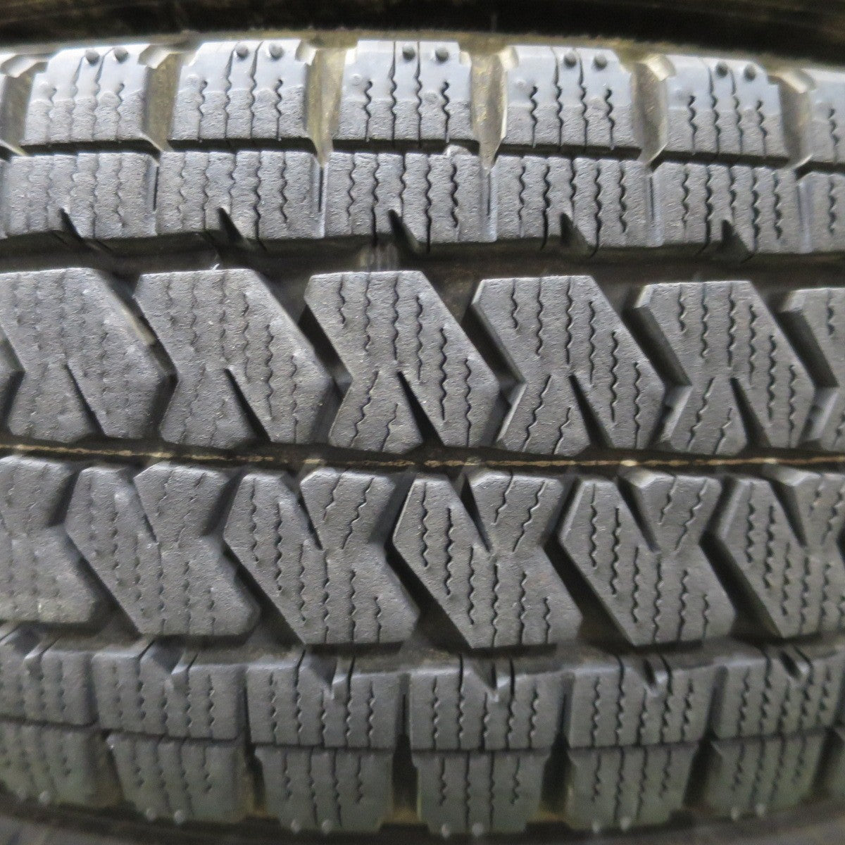 バリ溝！25年！キレイ！ほぼ10分★いすゞ エルフ 145/80R13 88/86N 185/75R15 106/104N スタッドレス ブリヂストン ブリザック VL10A W989 スチール ホイール 13 15 インチ PCD 184 170/6H★6041003ナス