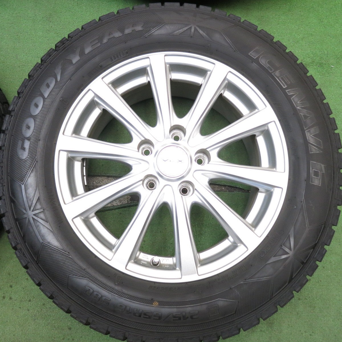 バリ溝！キレイ！9分◎スタッドレス 215/65R16 グッドイヤー アイスナビ6 V.E.X. VEX 社外 アルミ 16インチ PCD114.3/5H◎6082712HAス