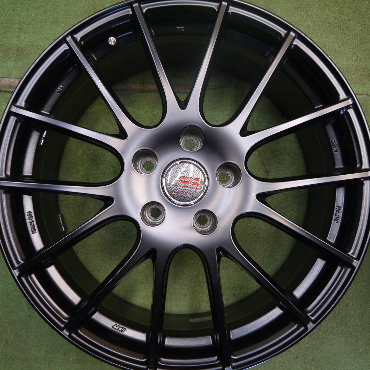 美品★CreativeDirection ENKEI KE04 エンケイ 18インチ ホイール 18×8J PCD114.3/5H★6051810Hホ