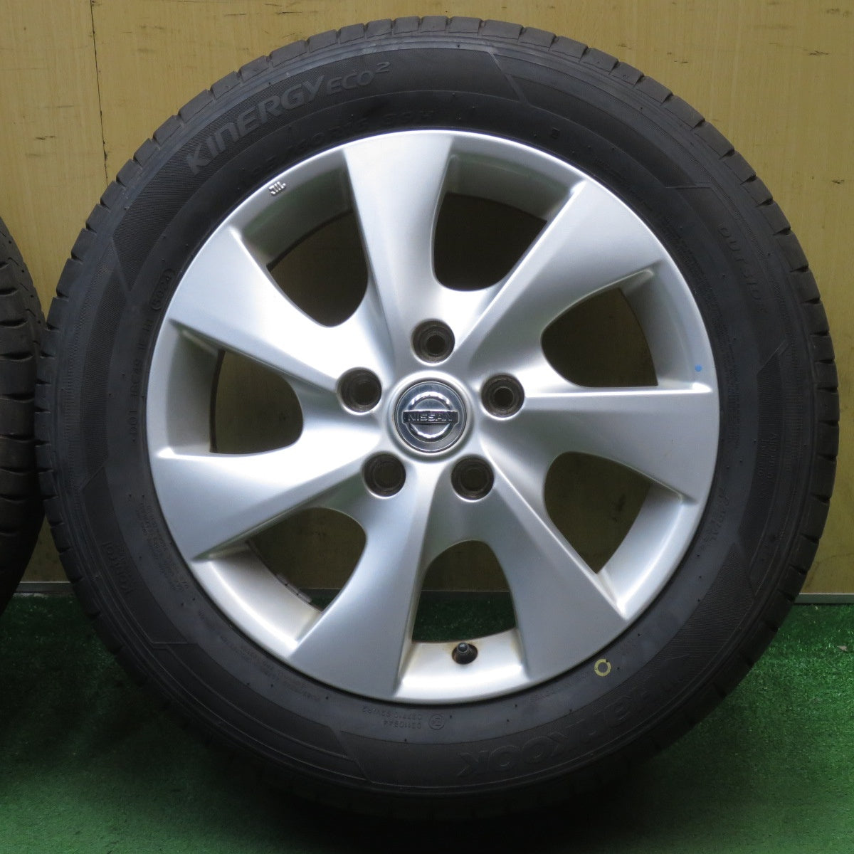 バリ溝！24年！キレイ！9.5分◎日産 C26 セレナ 純正 195/60R16 ハンコック キナジー エコ2 16インチ PCD114.3/5H◎6090901NJノ