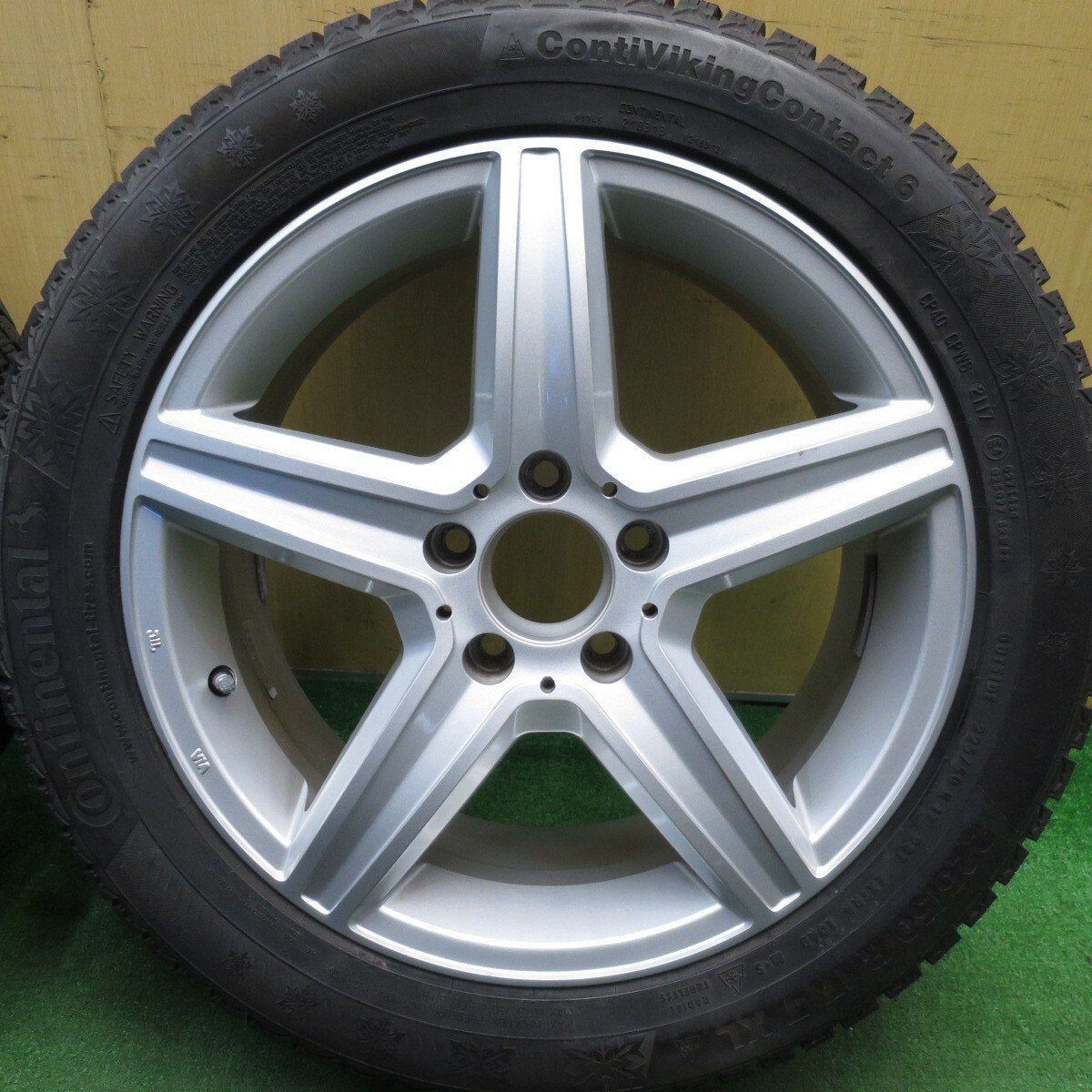 バリ溝！キレイ！9.5分以上★ベンツ 等 EURO FORSCH 225/50R17 スタッドレス コンチネンタル コンチバイキング コンタクト6 ユーロフォルシュ PCD112/5H★5031010Hス