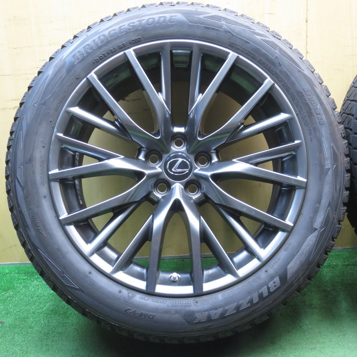 センサー付！キレイ★レクサス RX Fスポーツ 純正 235/55R20 スタッドレス ブリヂストン ブリザック DM-V2 20インチ PCD114.3/5H★5070101NJス