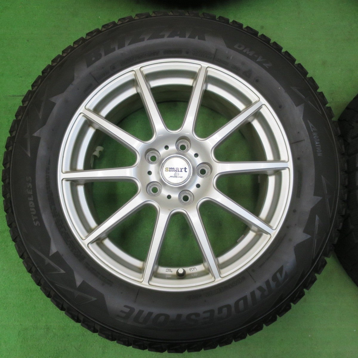 4本価格★スタッドレス 225/65R17 ブリヂストン ブリザック DM-V2 Smart MANARAY SPORT マナレイ PCD114.3/5H★4110606イス