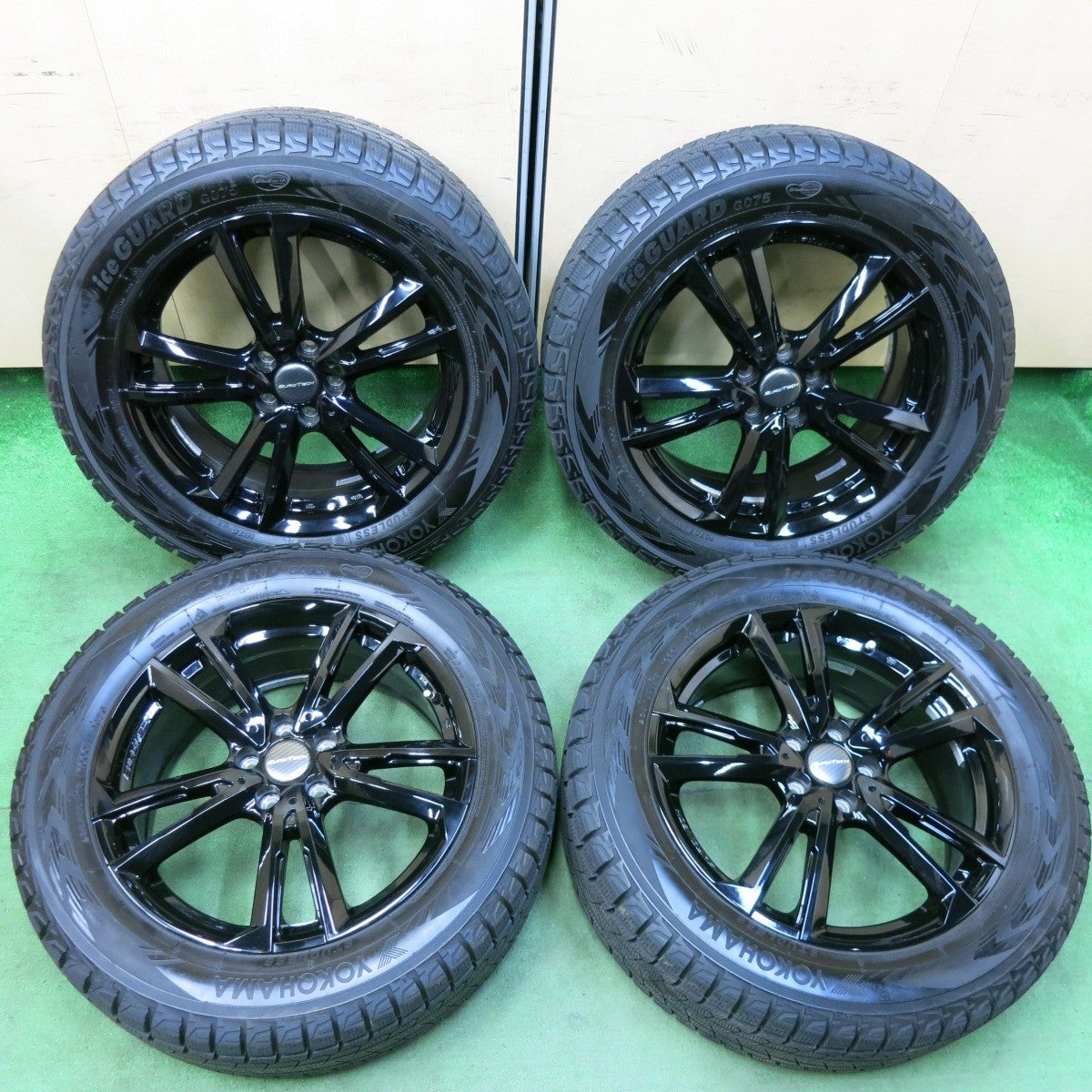 バリ溝！21年！キレイ！9.5分★ボルボ 等 EUROTECH 235/55R18 スタッドレス ヨコハマ アイスガード G075 ユーロテック 18インチ PCD108/5H★4121801SYス