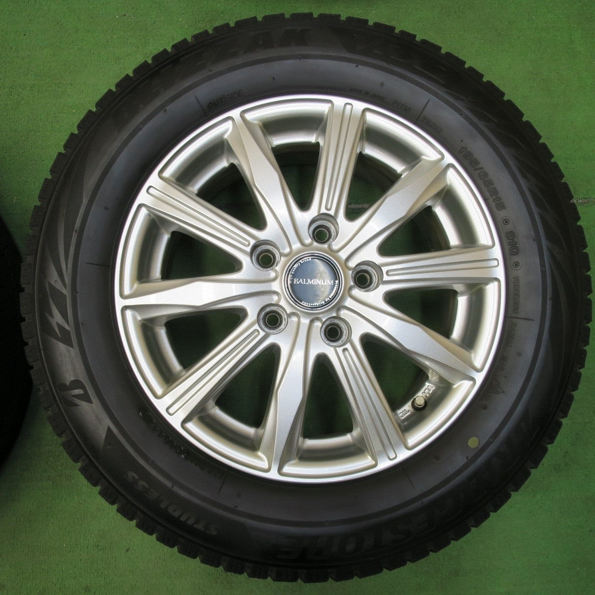 キレイ！21年★スタッドレス 195/65R15 ブリヂストン ブリザック VRX2 BALMINUM バルミナ 15インチ PCD114.3/5H★5013107イス