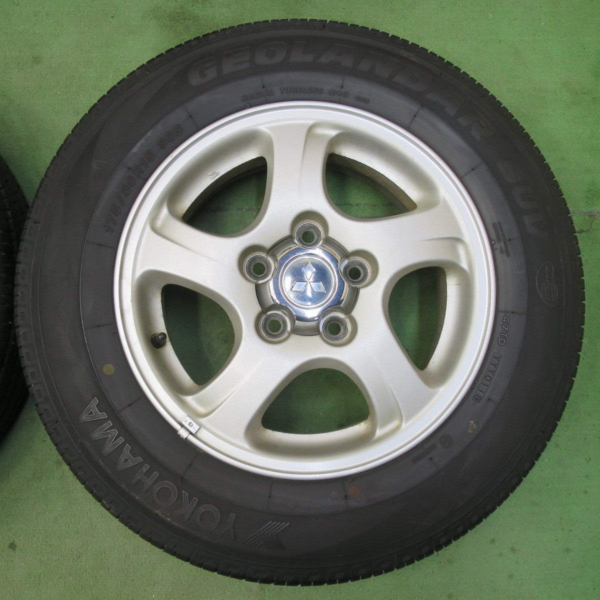 ほぼ未使用★三菱 パジェロ ミニ 純正 175/80R15 ヨコハマ ジオランダー SUV 15インチ PCD114.3/5H★6022809イノ
