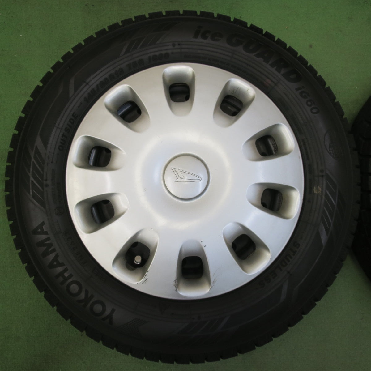 バリ溝！23年！9分★ダイハツ タント 純正 スチール 145/80R13 スタッドレス ヨコハマ アイスガード iG60 13インチ PCD100/4H★5072408イス
