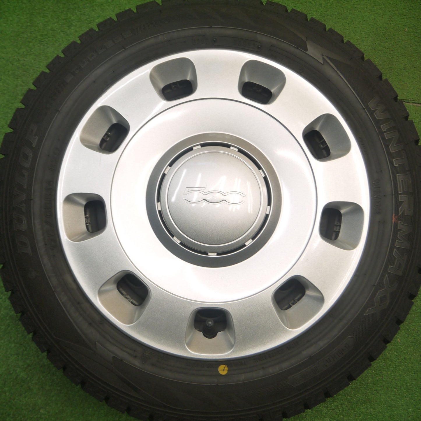 [送料無料] バリ溝！22年！キレイ！9.5分以上★FIAT フィアット 500 純正 スチール 175/65R14 スタッドレス ダンロップ ウインターマックス WM02 14インチ PCD98/4H★4112703Hス
