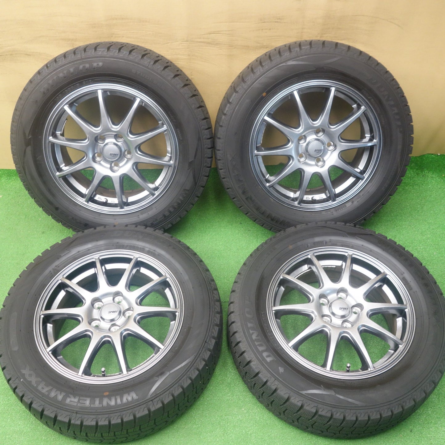 バリ溝！24年！キレイ！9.5分◎プリウス 等 195/65R15 スタッドレス ダンロップ ウインターマックス WM02 SPORT ABELIA スポルト アベリア 15インチ PCD100/5H◎6060701KTス