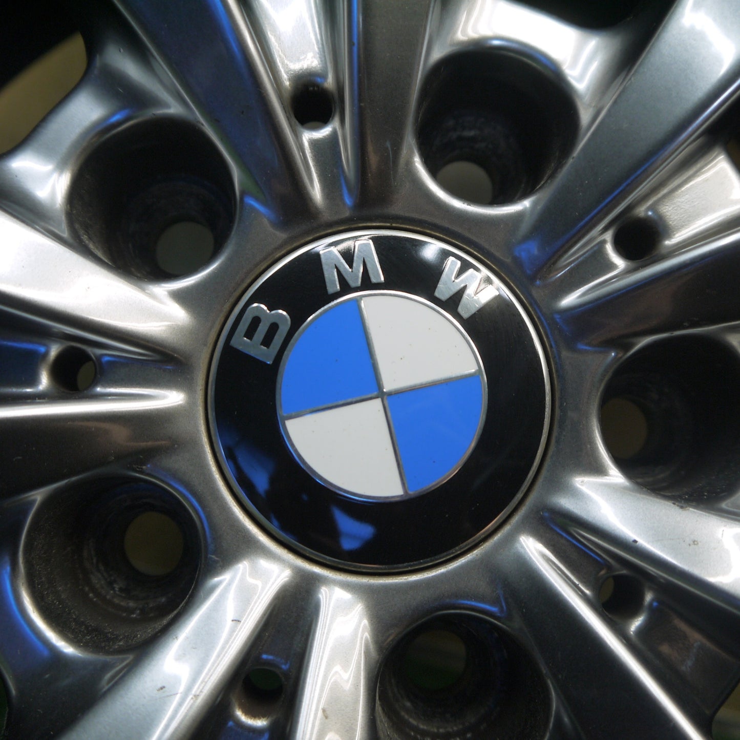 キレイ◎BMW 等 MOTEC GLEN 255/55R18 スタッドレス ブリヂストン ブリザック RFT モーテック グレン 18インチ PCD120/5H◎6081807Hス