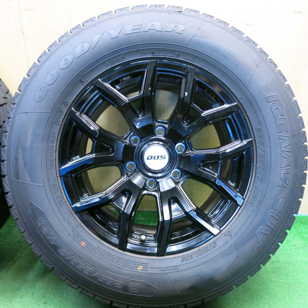 バリ溝！24年！キレイ！9.5分以上◎スタッドレス 265/65R17 グッドイヤー アイスナビ SUV D.O.S. DOS 社外 アルミ 17インチ PCD139.7/6H◎6090611HAス