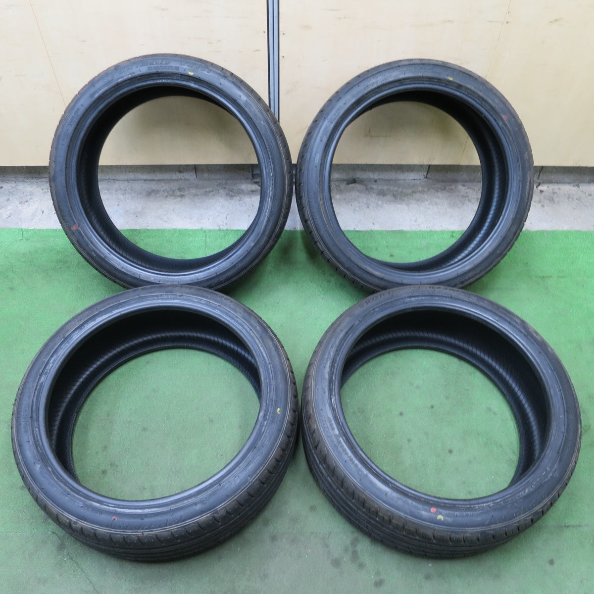 未使用！23年★215/40R18 アプタニー SPORT macro RA301 APTANY タイヤ 18インチ プリウス 86 BRZ 等★6051602NGノタ