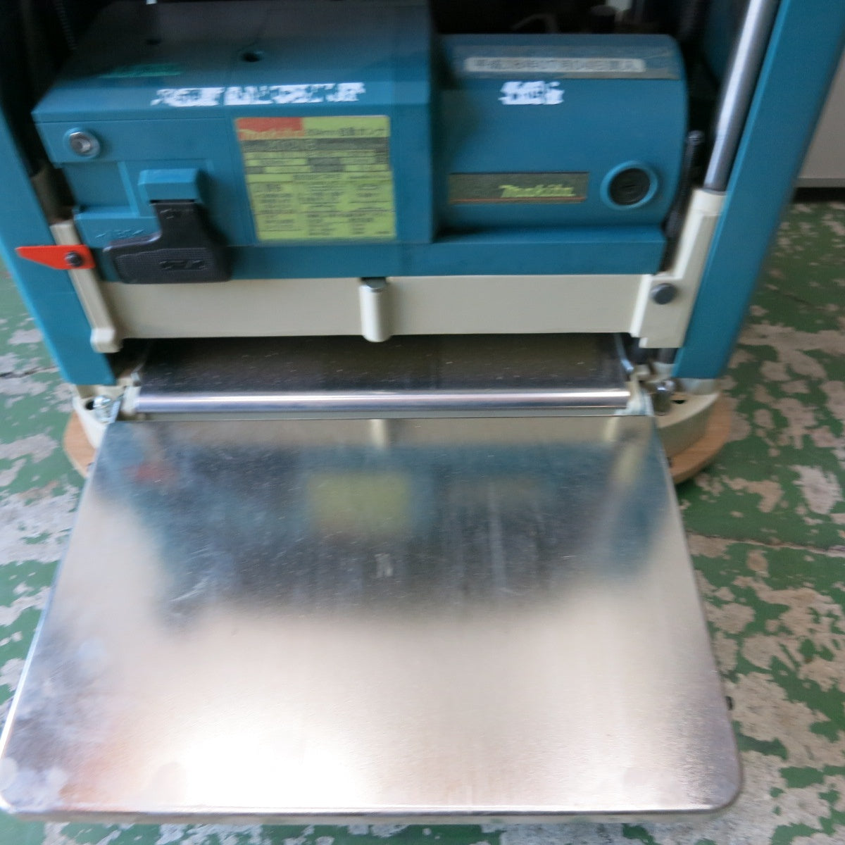 [送料無料] ◆マキタ 304mm 自動 カンナ 2012NB 電動 工具 かんな 鉋 makita 切削 木材 加工 100V◆