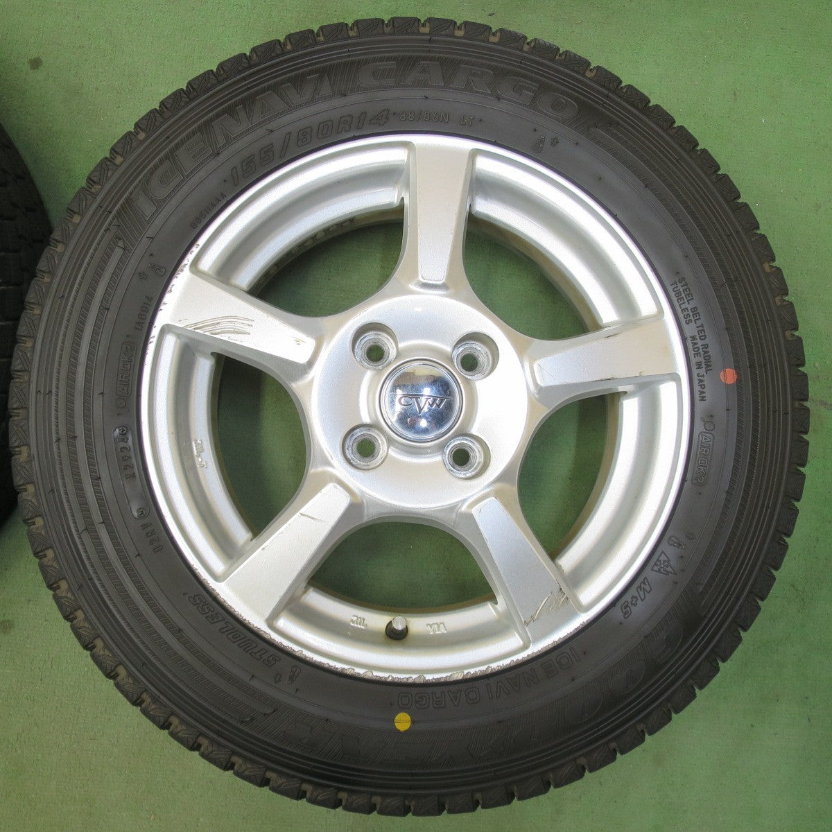 バリ溝！24年！ほぼ10分★スタッドレス 155/80R14 88/86N グッドイヤー アイスナビ CARGO CVW 社外 アルミ 14インチ PCD100/4H★6043002イス