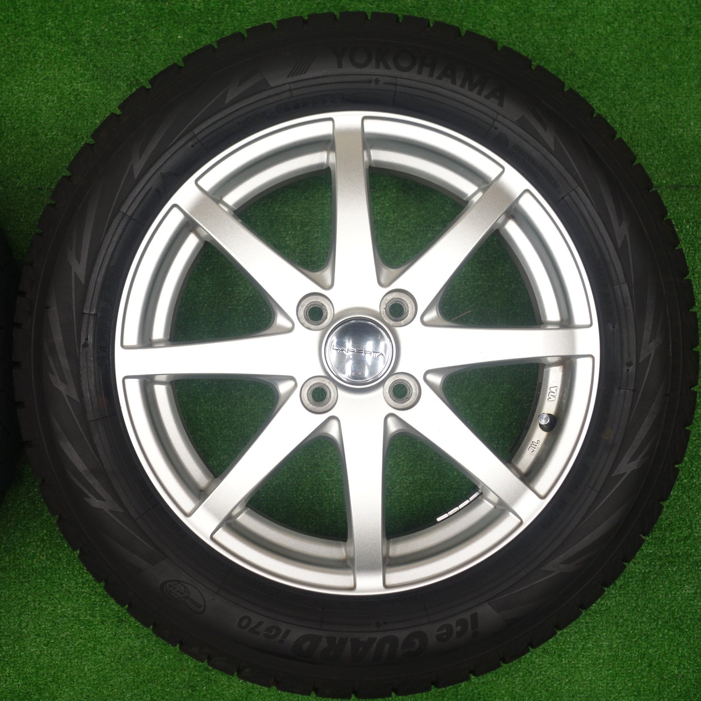 バリ溝！24年！キレイ！ほぼ10分★スタッドレス 185/60R15 ヨコハマ アイスガード iG70 LAPORTA ラポルタ 15インチ PCD100/4H★5122506KTス