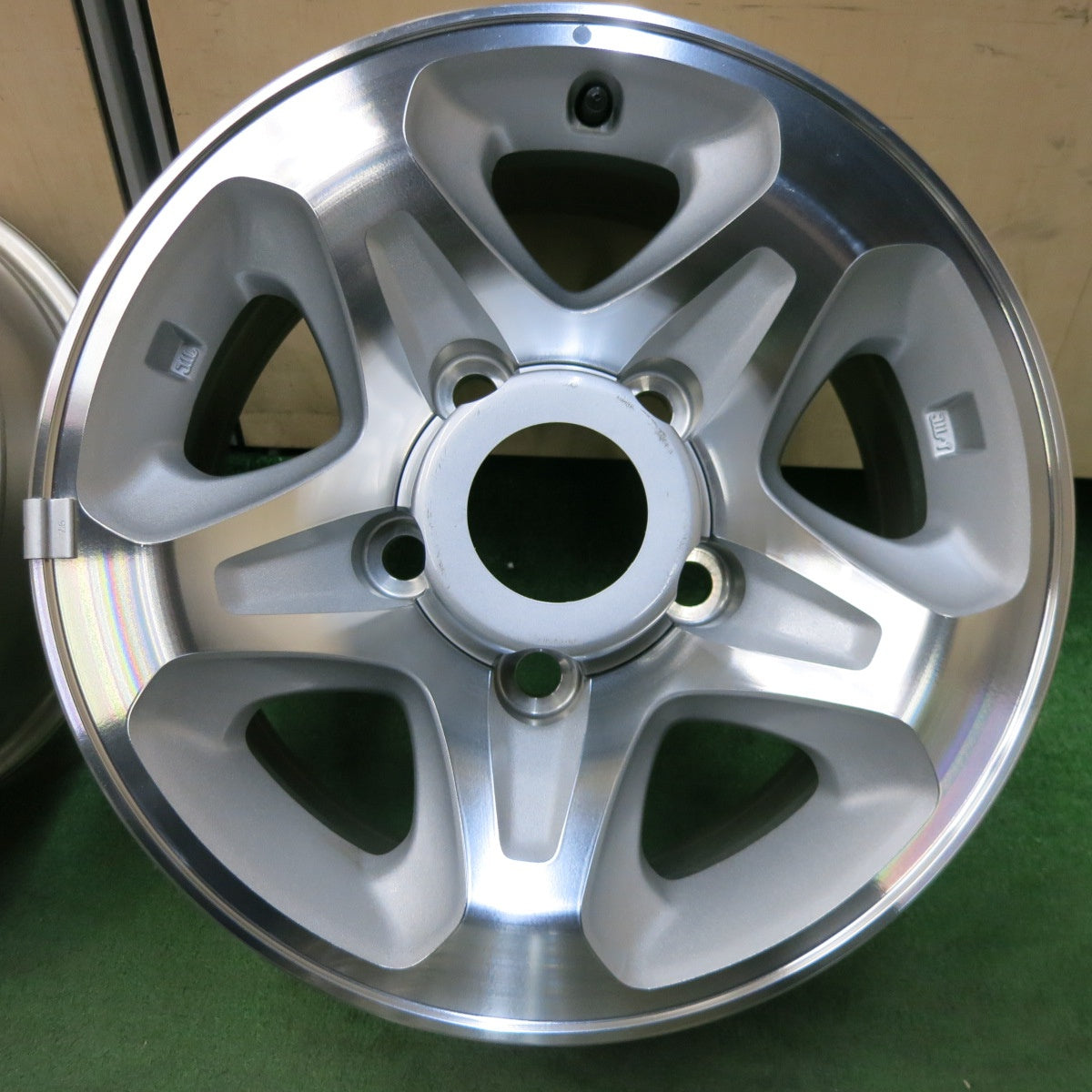 [送料無料] キレイ★トヨタ 70系 ランクル 再販 復刻 モデル 純正 ホイール 16インチ 16×7JJ PCD150/5H★5011708SYホ