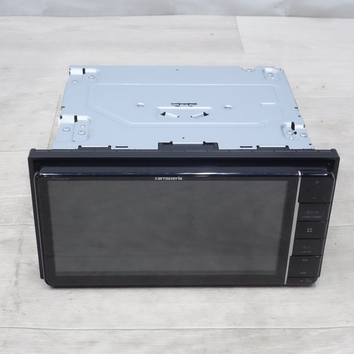 [送料無料] ◆パイオニア carrozzeria カロッツェリア AVIC-RW812-D 7V型 楽ナビ 200mm  Bluetooth カーナビ ナビゲーション Pioneer 地図データ 2021年11月◆