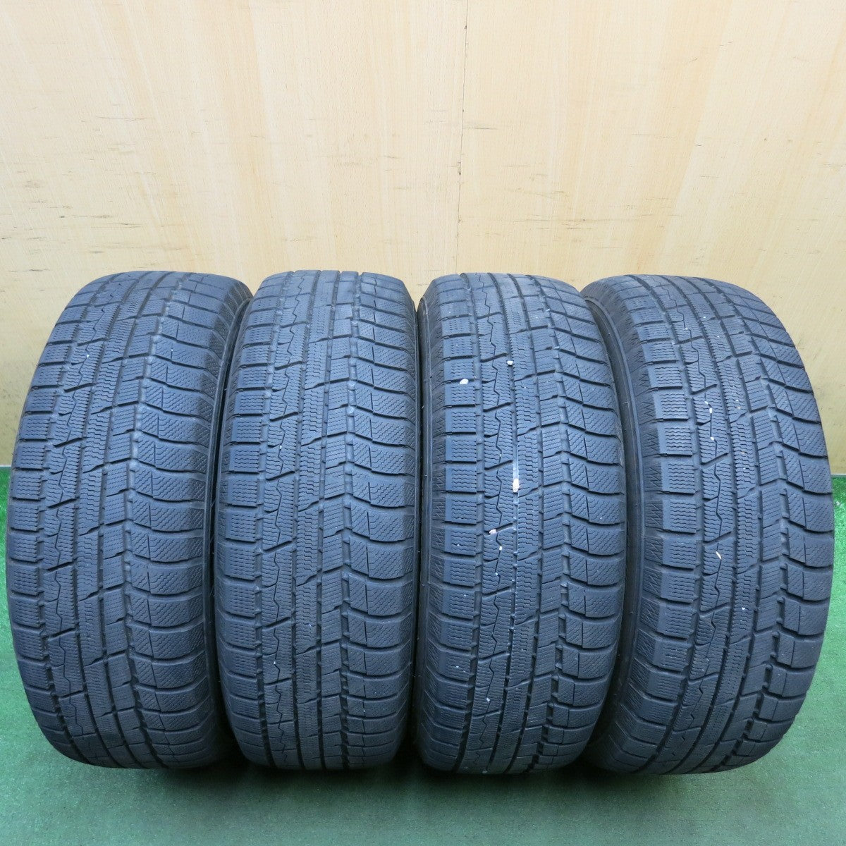 バリ溝！9分◎スタッドレス 215/65R16 トーヨー ウインター トランパス TX DUFACT DF5 デュファクト 16インチ PCD114.3/5H◎6101511HAス