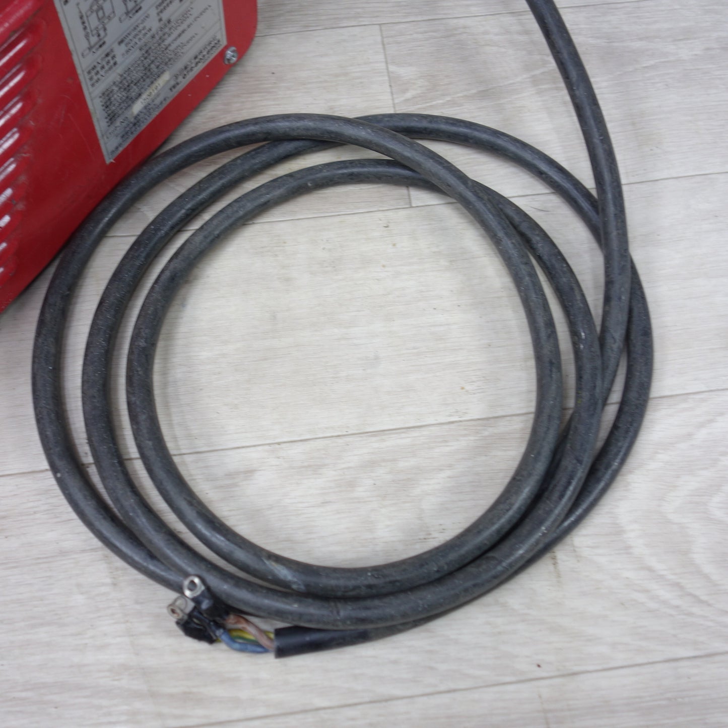 [送料無料] ◆日動工業　デジタル インバーター 直流 溶接機 BMウェルダー180 BM2-180DA 単相 200V◆