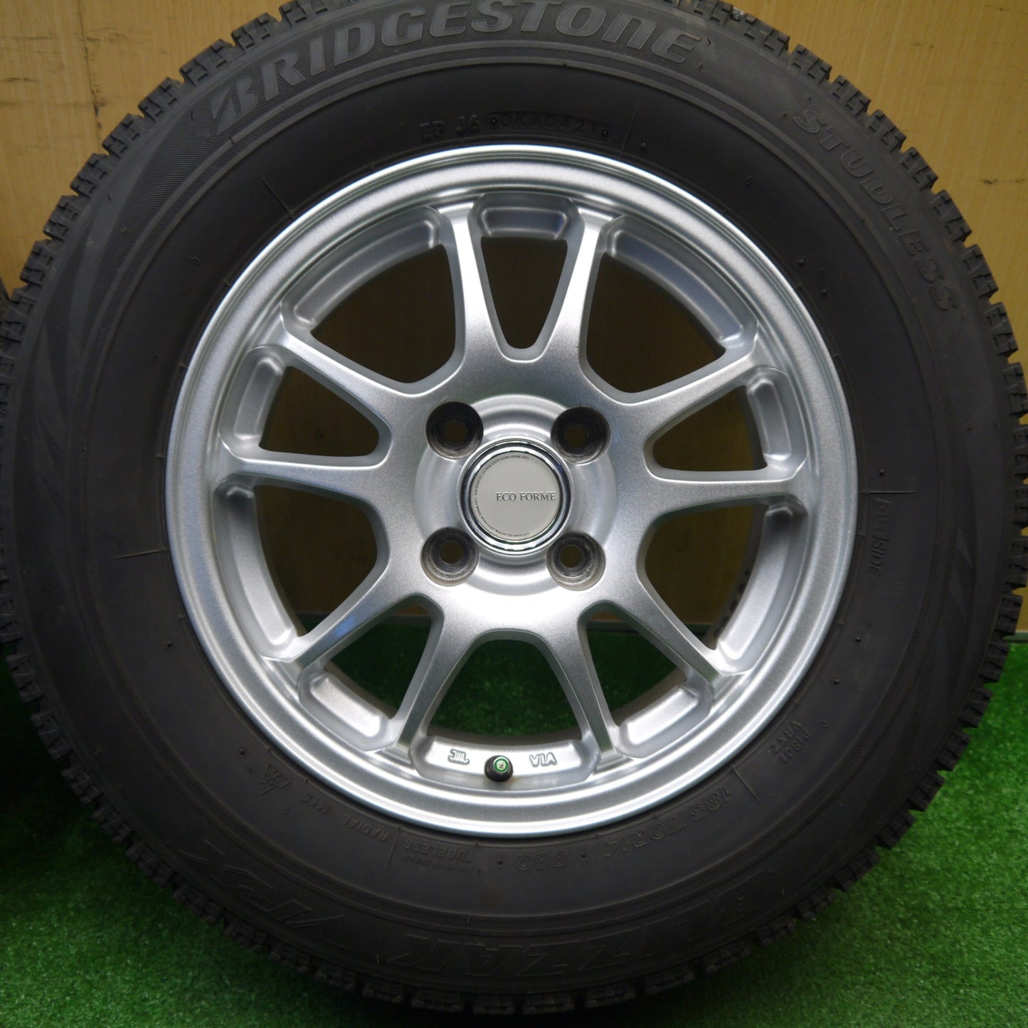 バリ溝！21年！キレイ！9分★スタッドレス 185/70R14 ブリヂストン ブリザック VRX ECO FORME SE-10 エコフォルム 14インチ PCD100/4H★5111202Hス