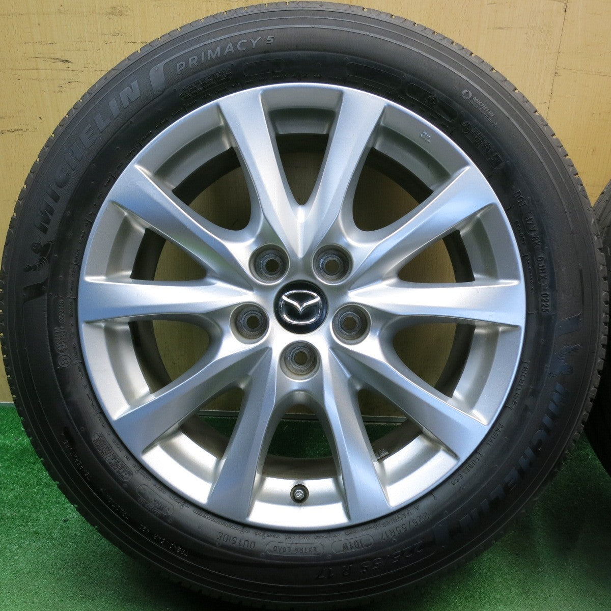 バリ溝！25年！キレイ！9.5分◎マツダ アテンザ 純正 225/55R17 ミシュラン プライマシー5 17インチ PCD114.3/5H◎6061412HAノ