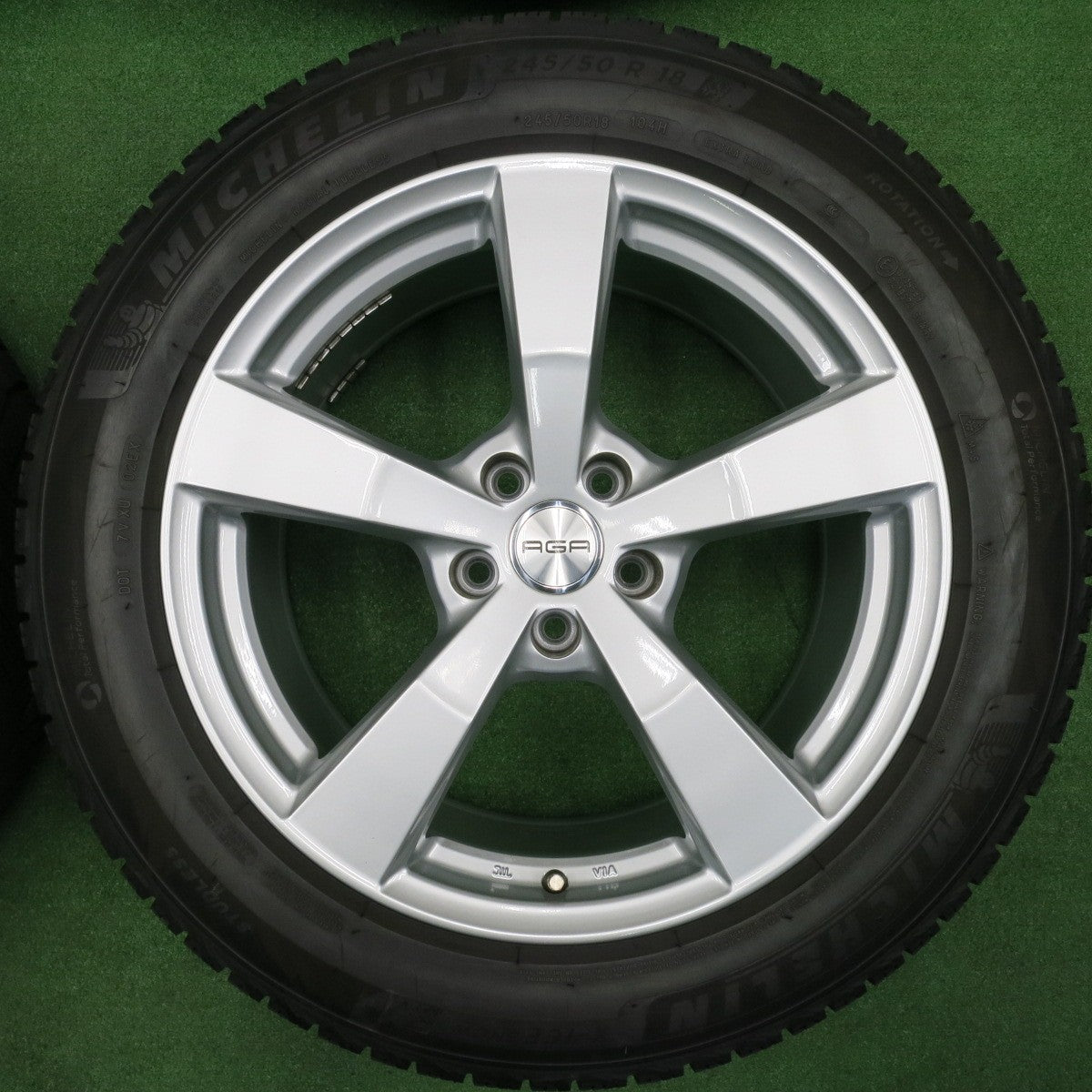 [送料無料] バリ溝！21年！キレイ！9.5分★アウディ等 AGA NEXTA 245/50R18 スタッドレス ミシュラン X-ICE SNOW ネクスタ 18インチ PCD112/5H★4112203NJス