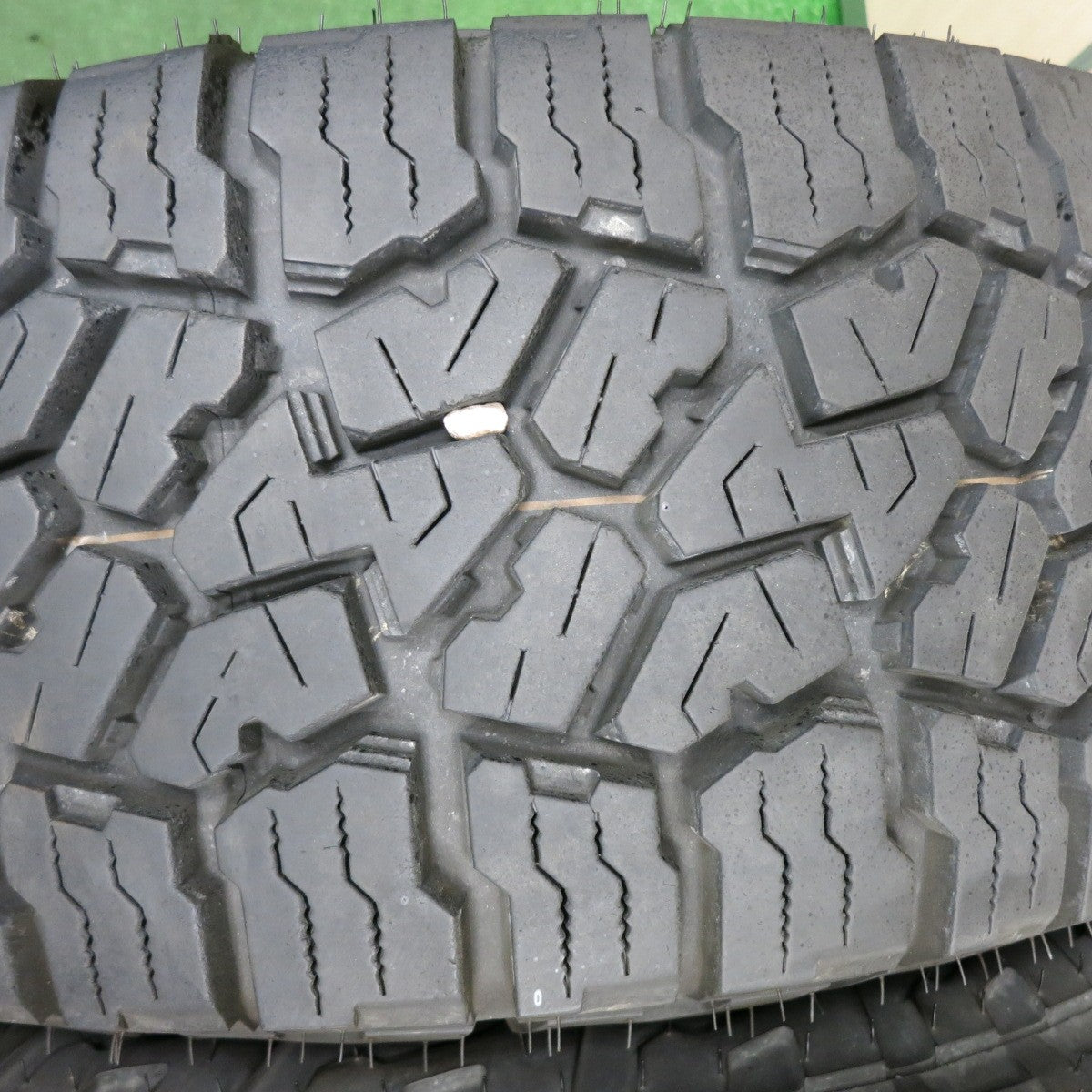 *送料無料* バリ溝！21年！キレイ！9分★NITRO POWER DERINGER 265/70R17 ファルケン WILDPEAK A/T AT3W ナイトロパワー PCD139.7/6H★4040601TNノ
