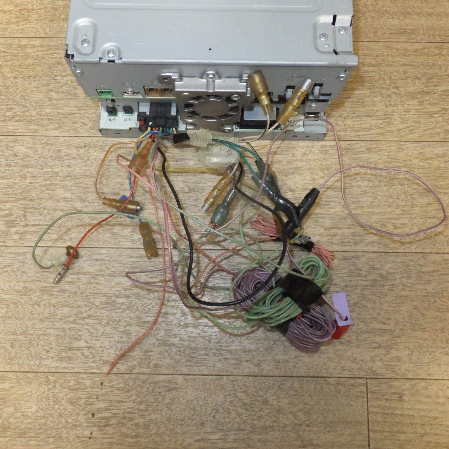 [送料無料] ★カロッツェリア carrozzeria メモリーナビゲーション カーナビ サイバーナビ AVIC-CZ900★
