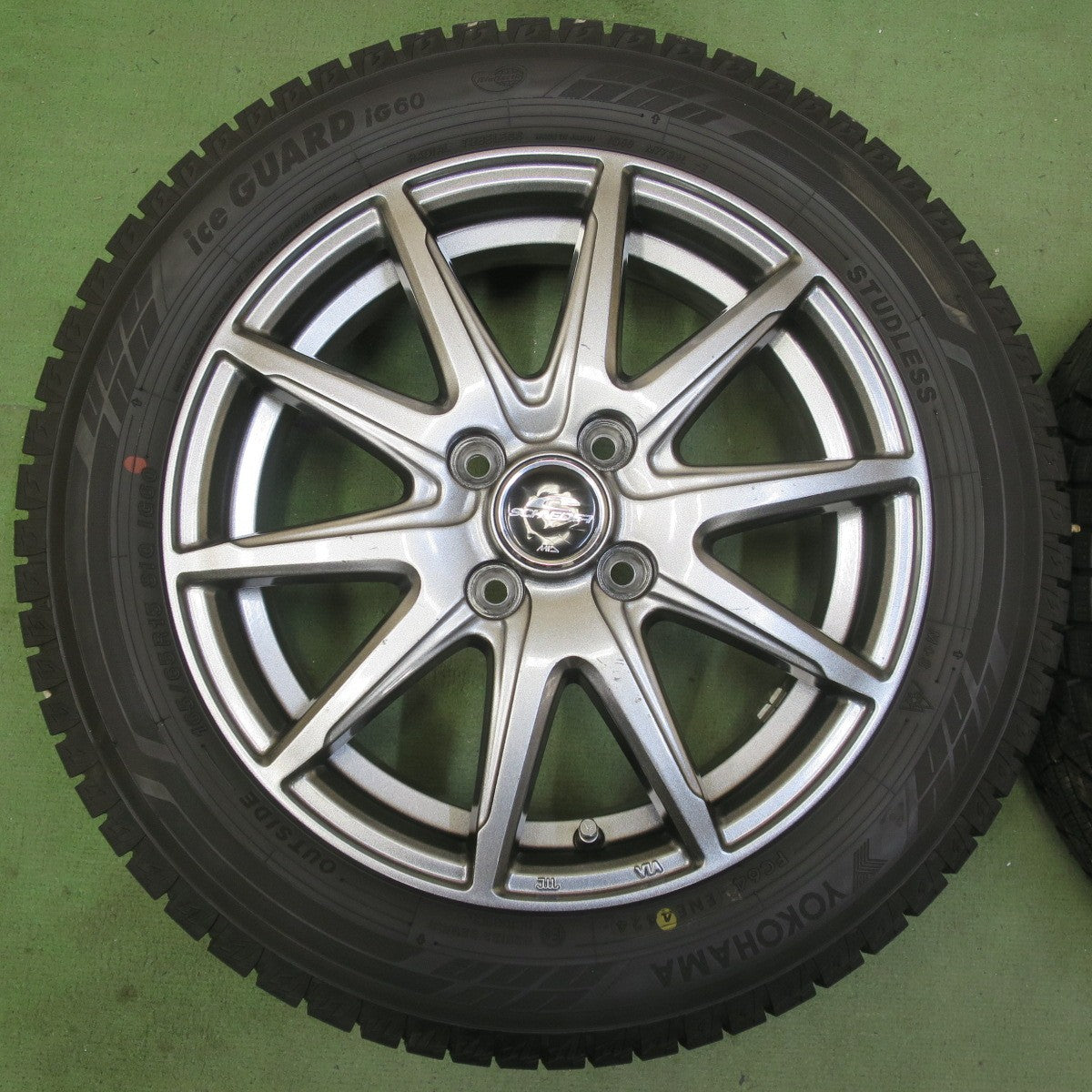 バリ溝！24年！キレイ！ほぼ10分◎スタッドレス 165/65R15 ヨコハマ アイスガード iG60 SCHNEIDER MiD シュナイダー 15インチ 軽サイズ タフト ハスラー 等 PCD100/4H◎6061404イス