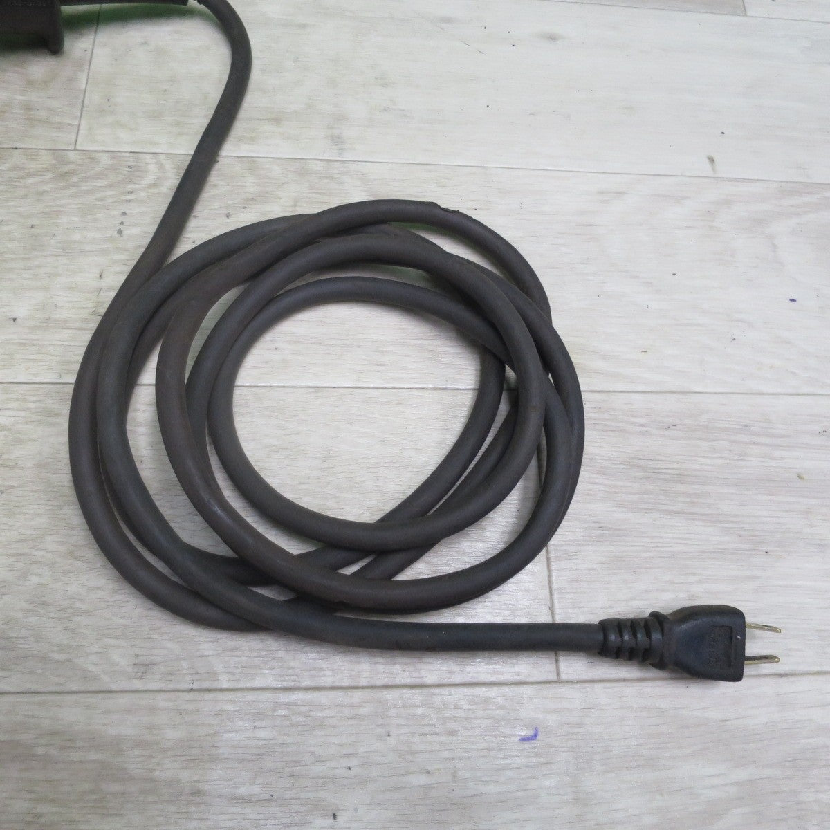 [送料無料] ☆富士製砥 Kosoku 電気 ディスクグラインダー HD-180 電動 工具 研摩 研磨 機☆