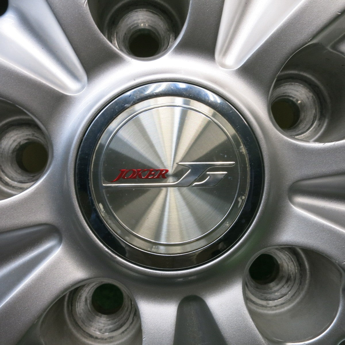 バリ溝！9分★スタッドレス 215/60R16 ブリヂストン ブリザック VRX2 JOKER ジョーカー 16インチ PCD114.3/5H★6020509HAス