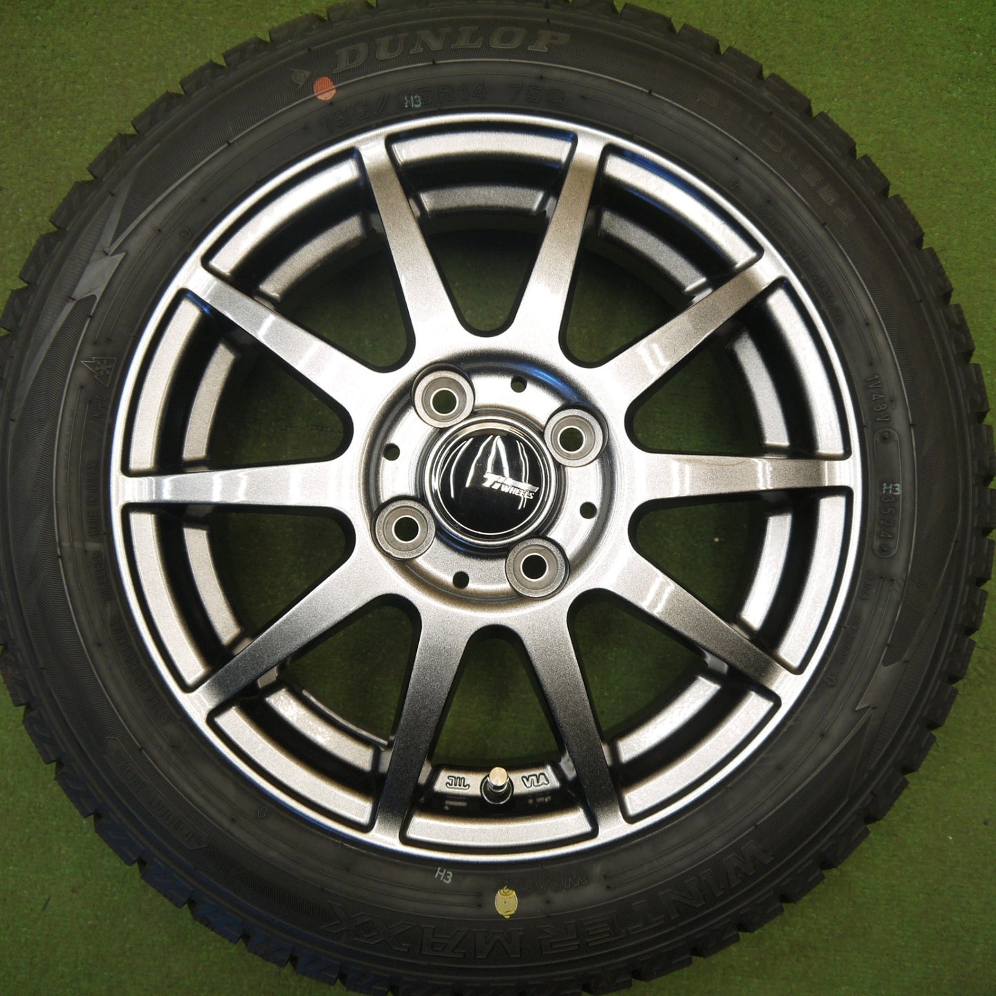 バリ溝！24年！キレイ！9.5分以上★スタッドレス 155/65R14 ダンロップ ウインターマックス WM02 Ti WHEELS 14インチ PCD100/4H★6031706Hス
