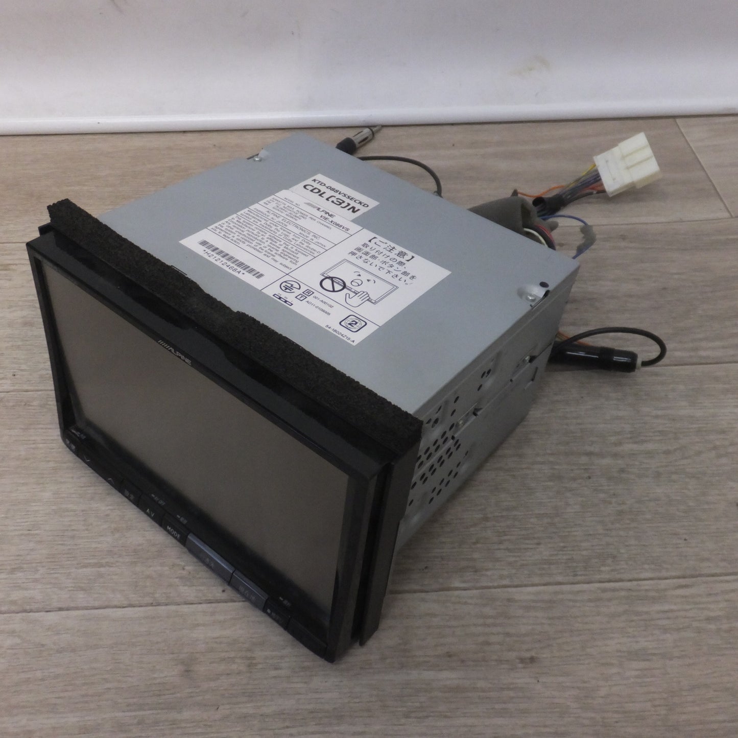 [送料無料] ★アルパイン ALPINE 8型LED液晶WVGAナビゲーションシステム VIE-X088VS KTD-088VSSECKD CDL[3]N　日産 セレナ 専用(63)★