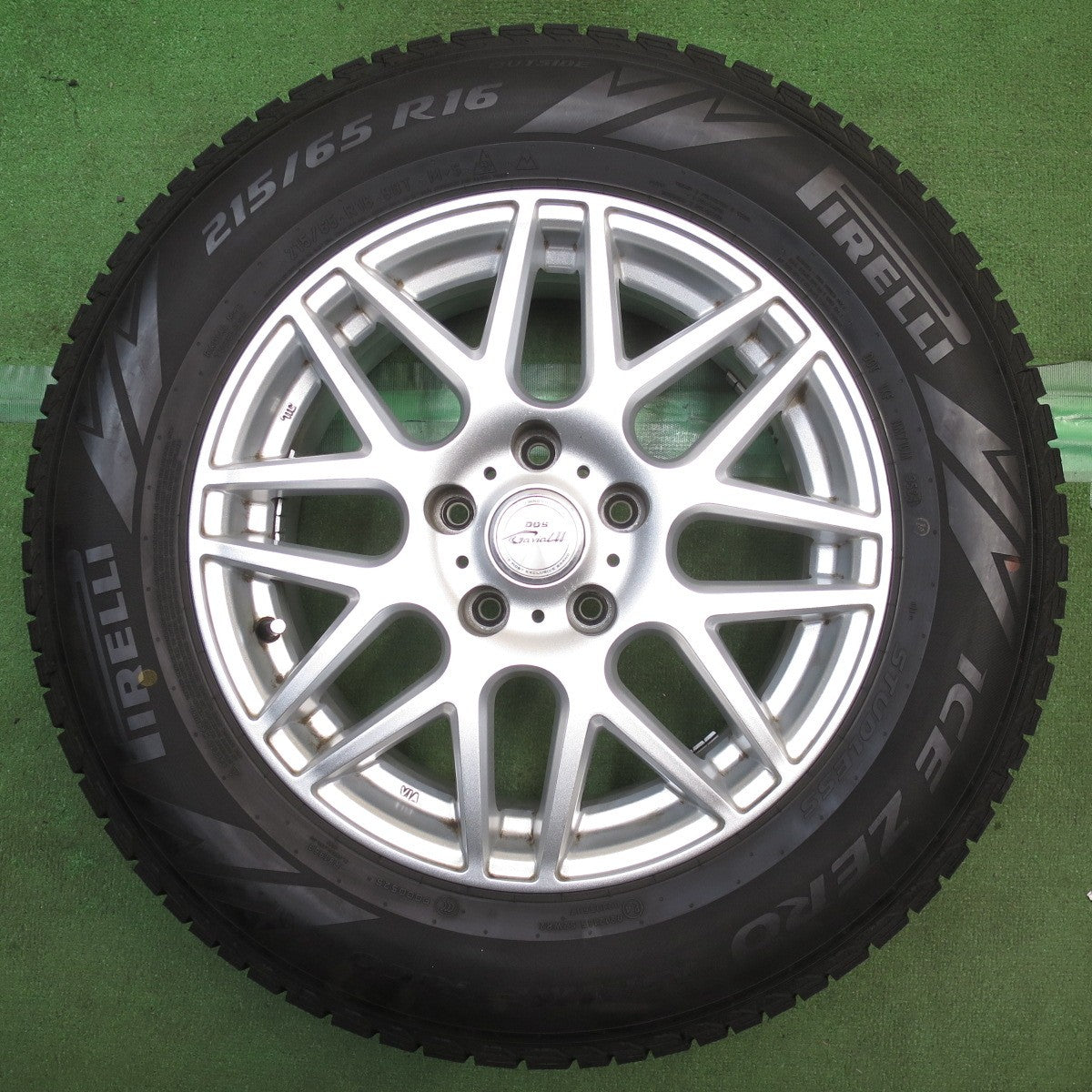 バリ溝！24年！9.5分以上◎スタッドレス 215/65R16 ピレリ アイスゼロ アシンメトリコ D.O.S. GaviaLⅡ DOS 16インチ PCD114.3/5H◎6100901NJス