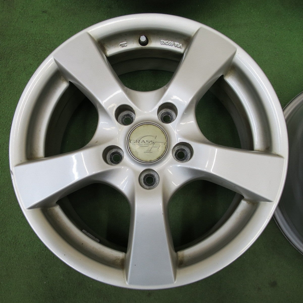 4本価格★GRASS 16インチ ホイール グラス 16×6.5JJ PCD114.3/5H★6020702NGホ