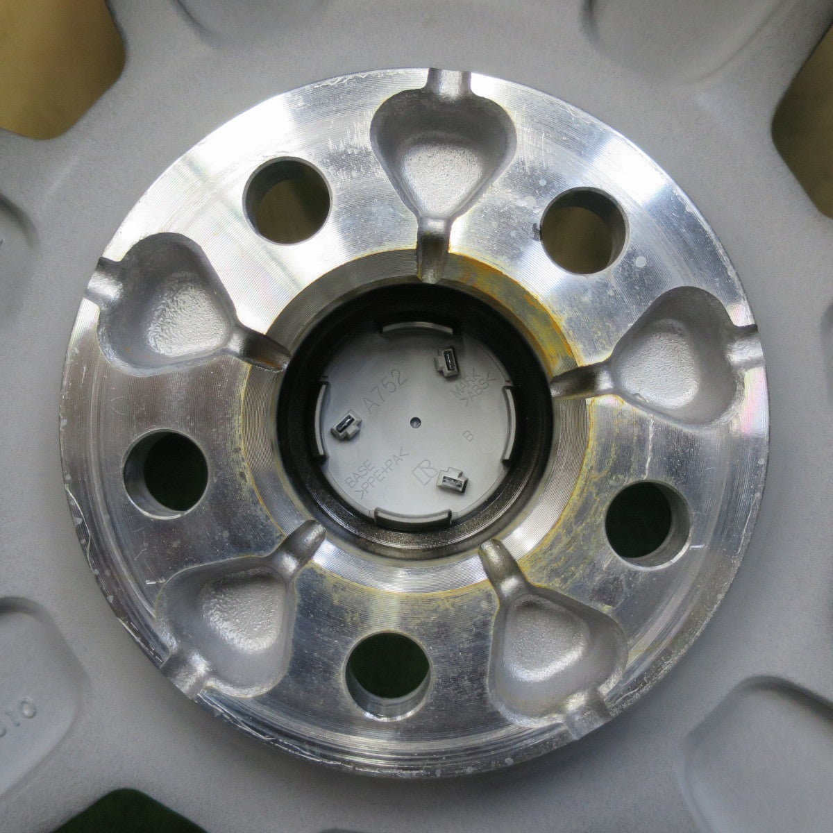 新車外し★三菱 デリカ D:5 シャモニー 純正 ENKEI ホイール 18インチ 18×7J D5 エンケイ PCD114.3/5H★5070904イホ